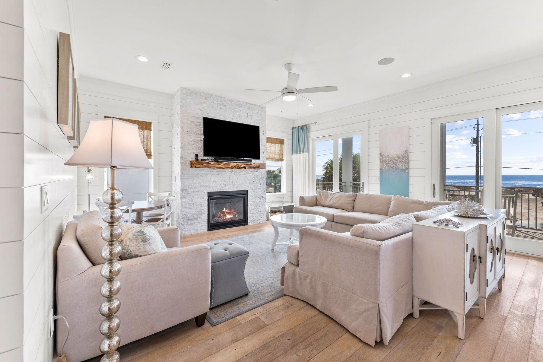 5786 W Co Highway 30A