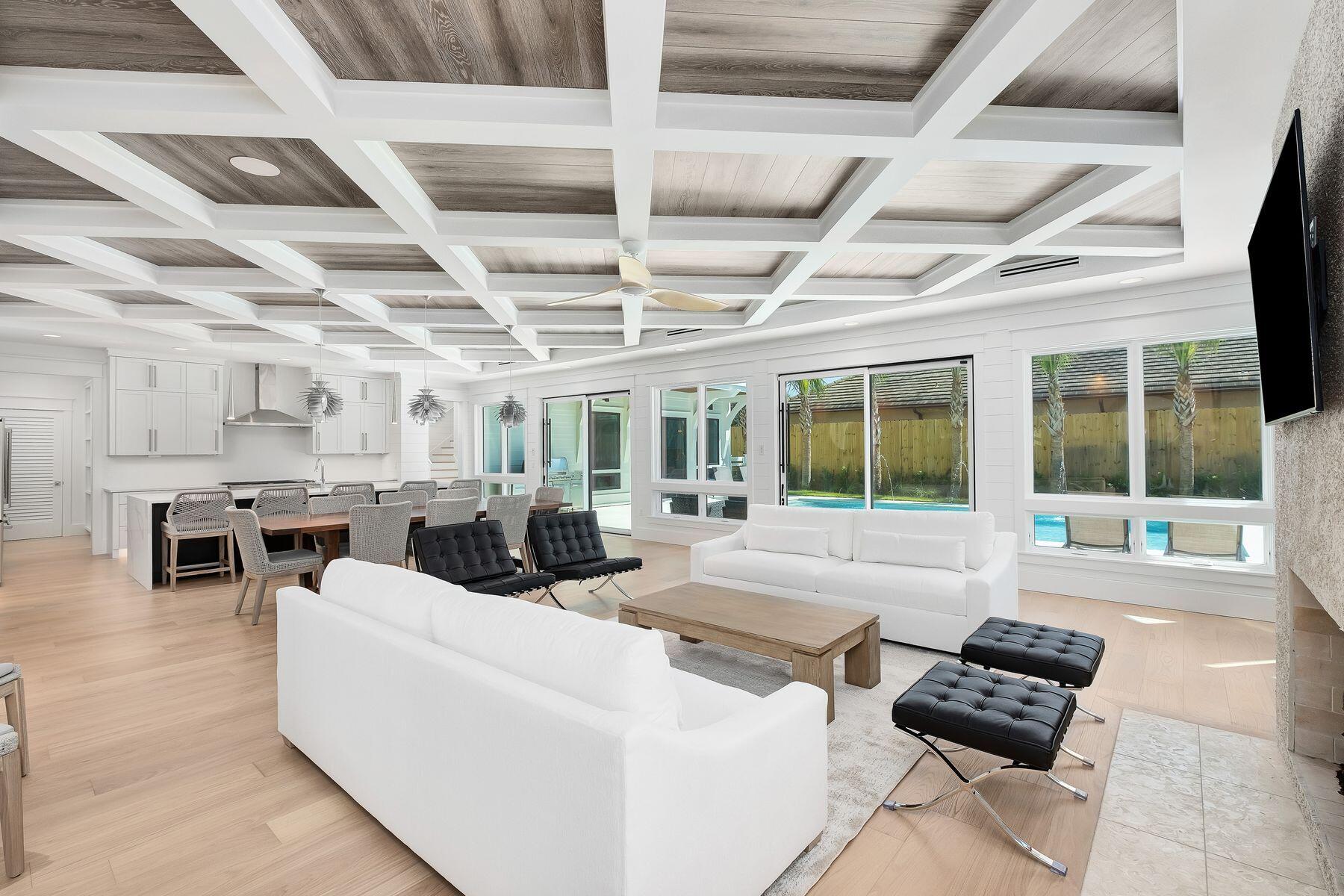 56 Pelican Glide Lane