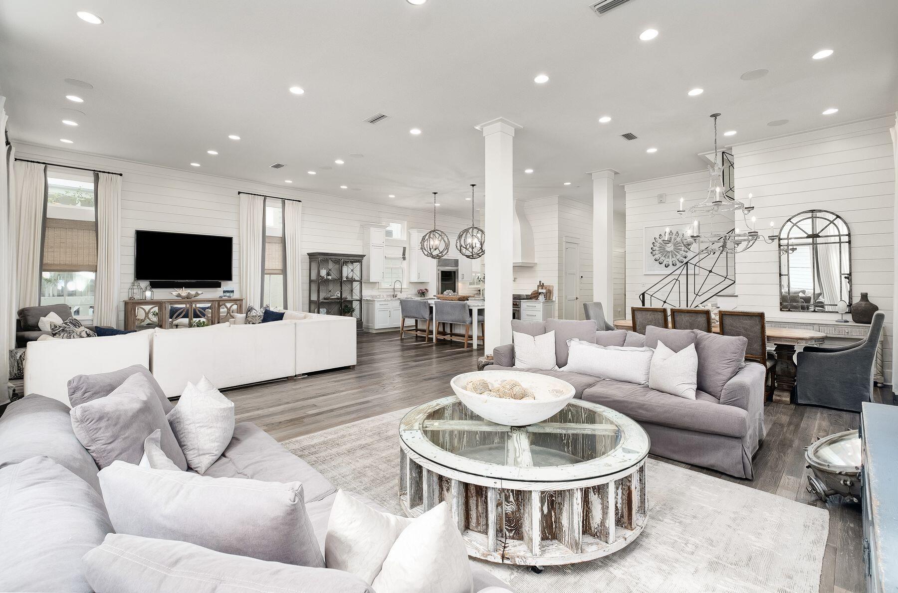 215 Western Lake Drive