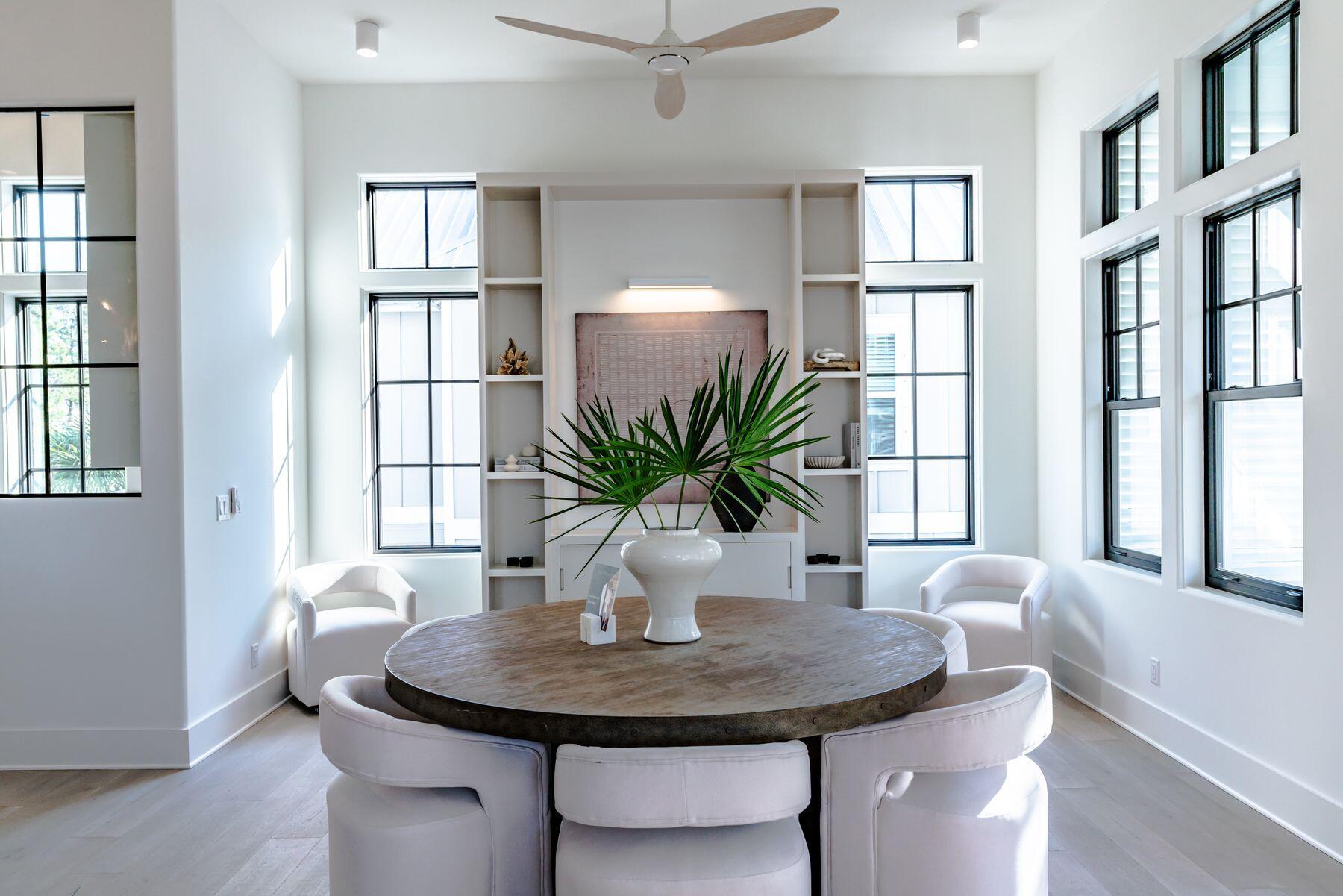 143 Grande Pointe Circle