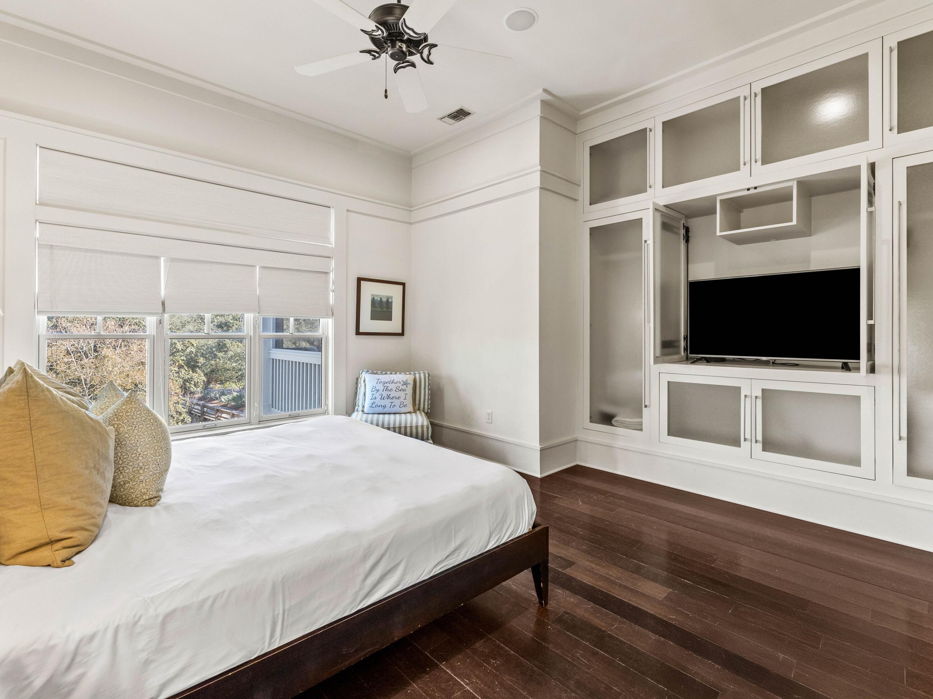 12 Viridian Park Drive