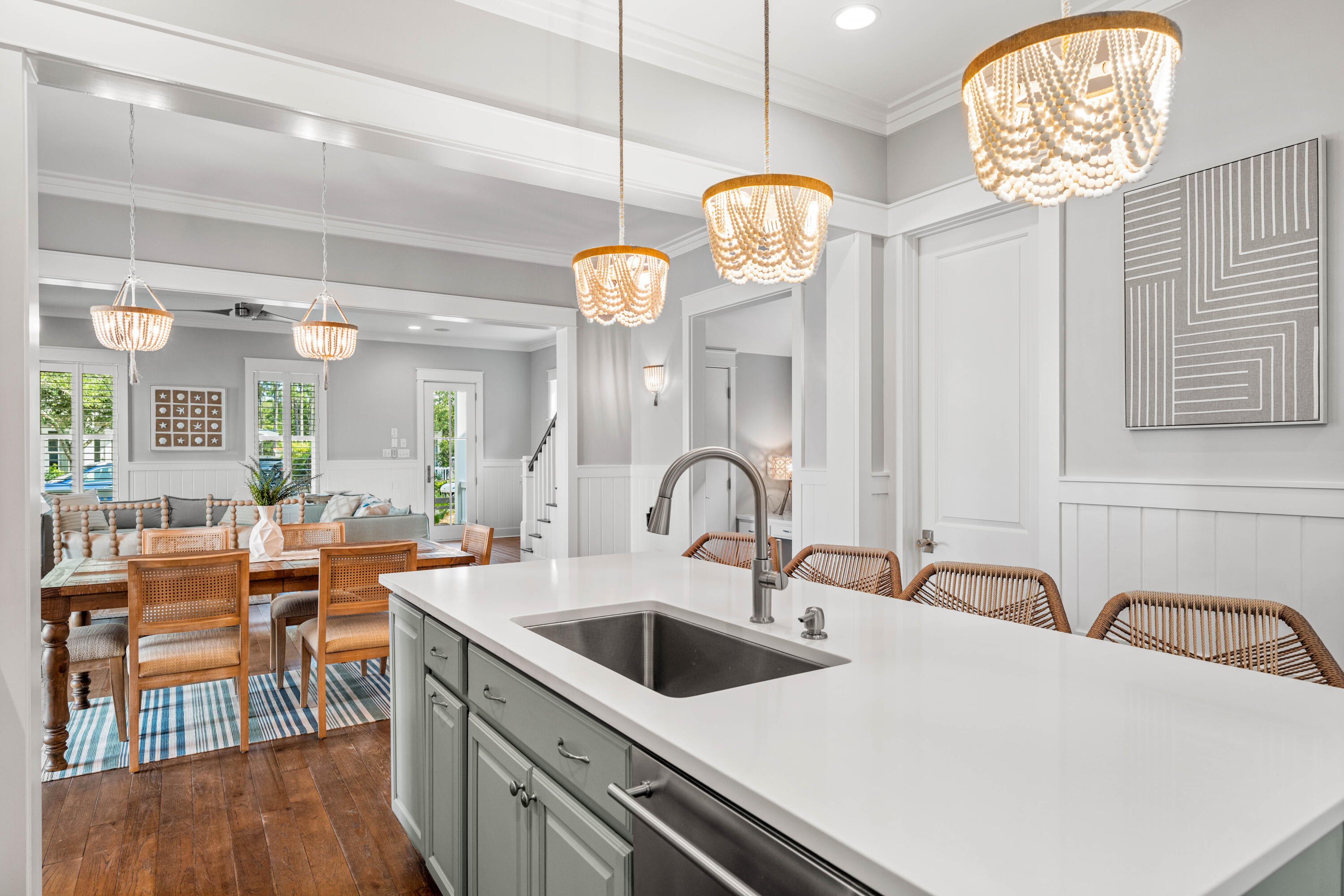 201 E Royal Fern Way