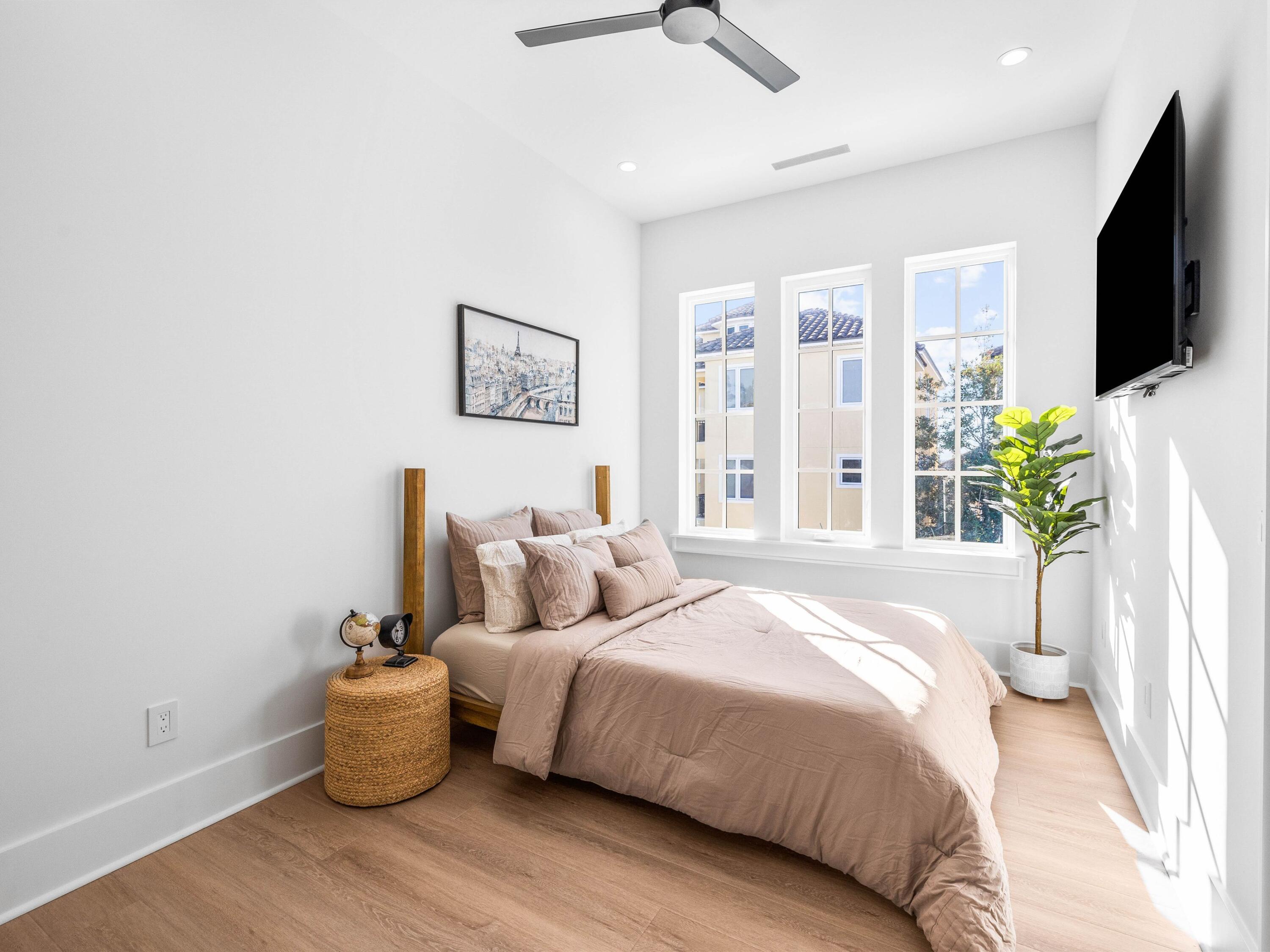 21619 Dolphin Avenue