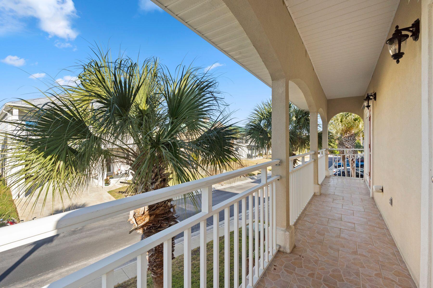 109 Smugglers Cove Court