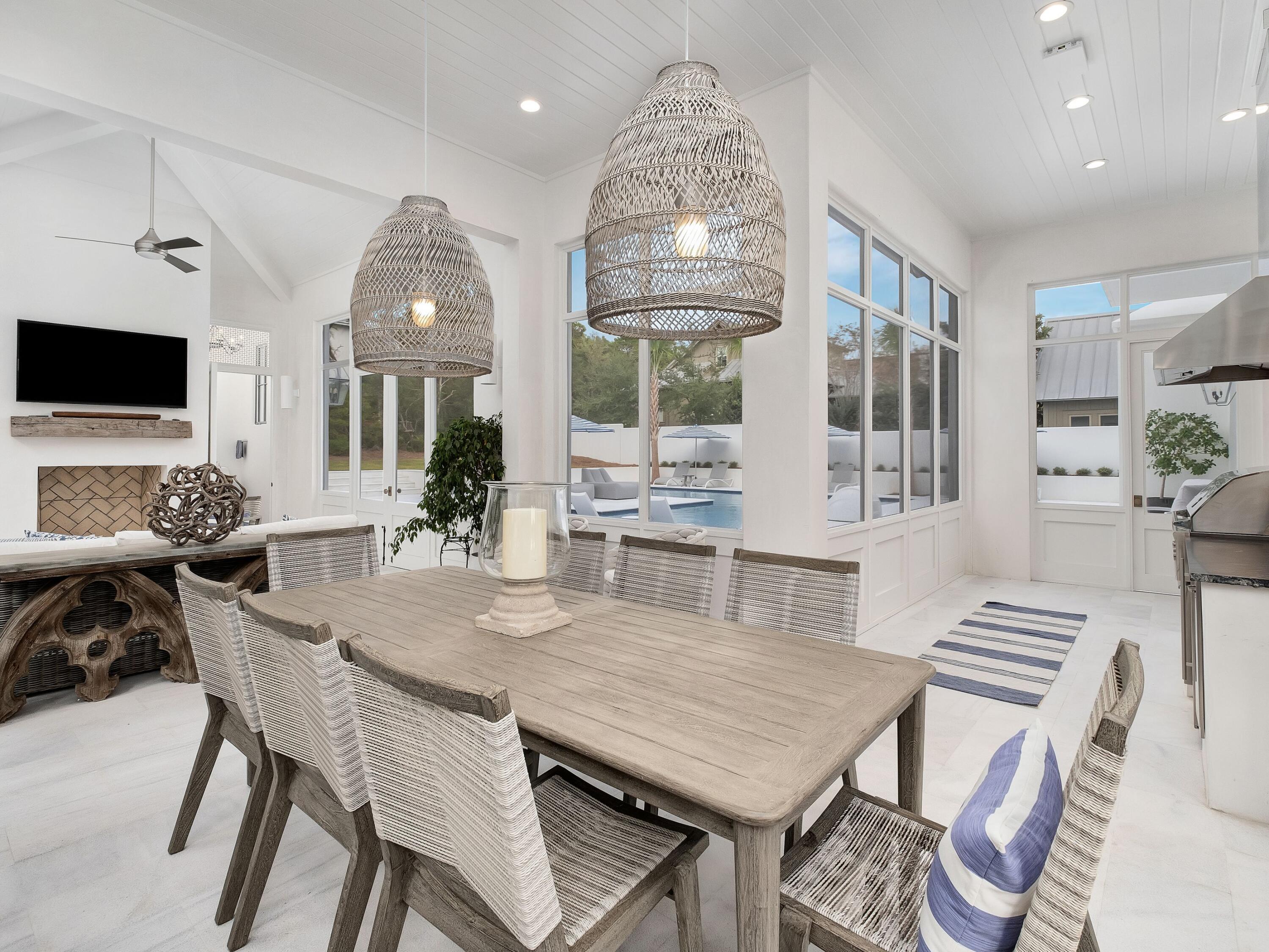 306 Walton Rose Lane