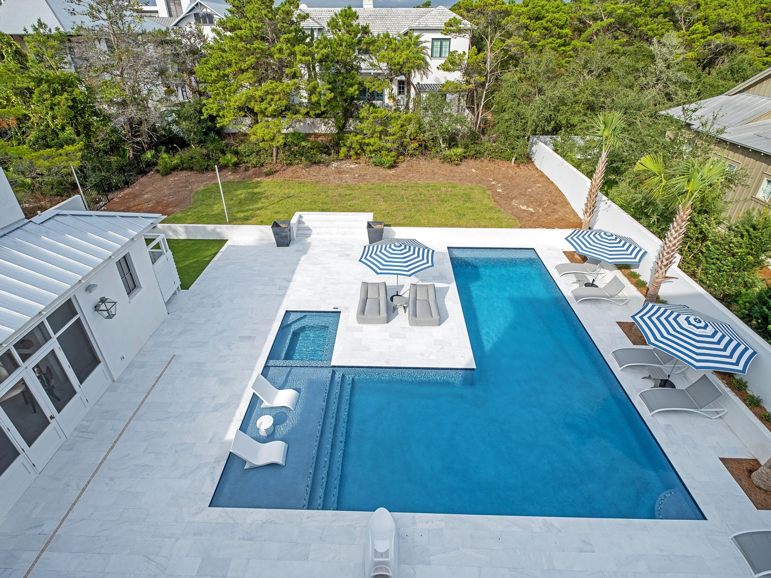 306 Walton Rose Lane