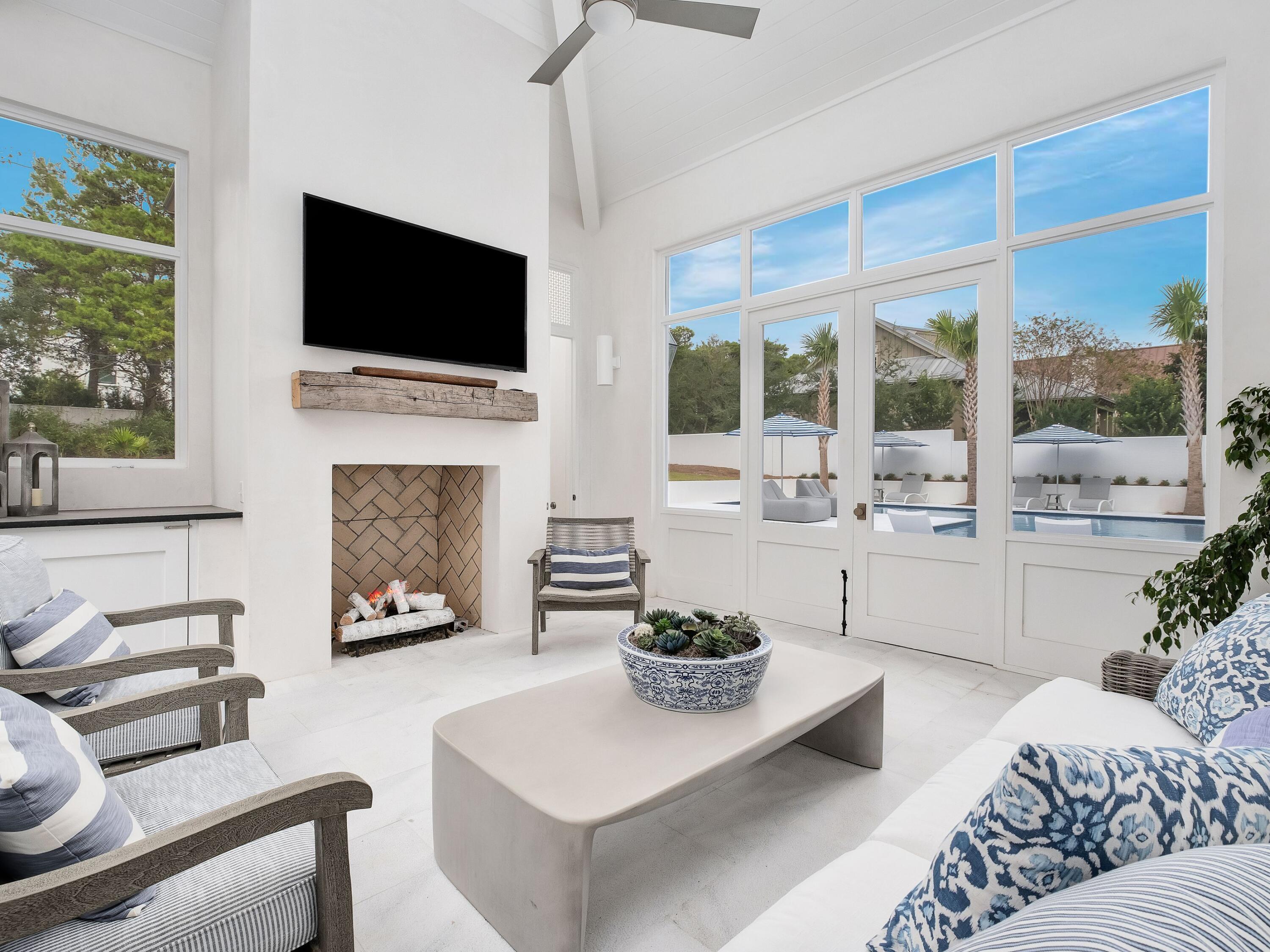 306 Walton Rose Lane