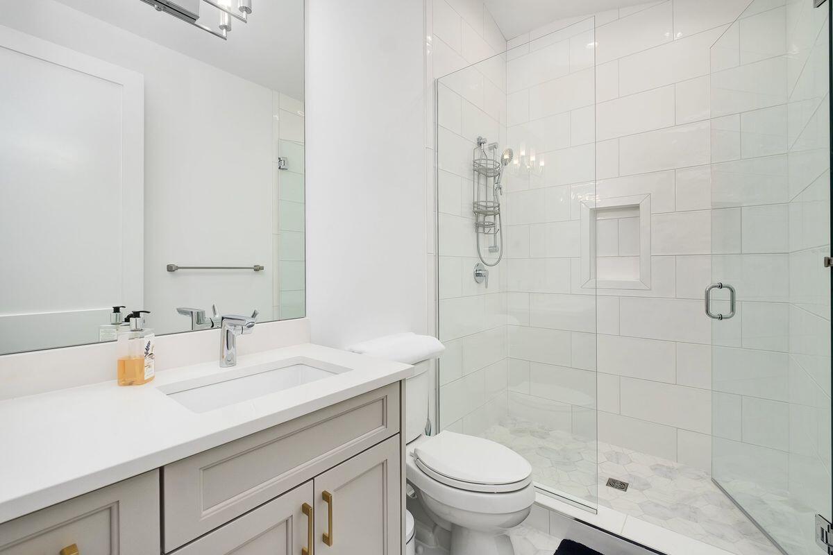 3202 Bay Estates Drive