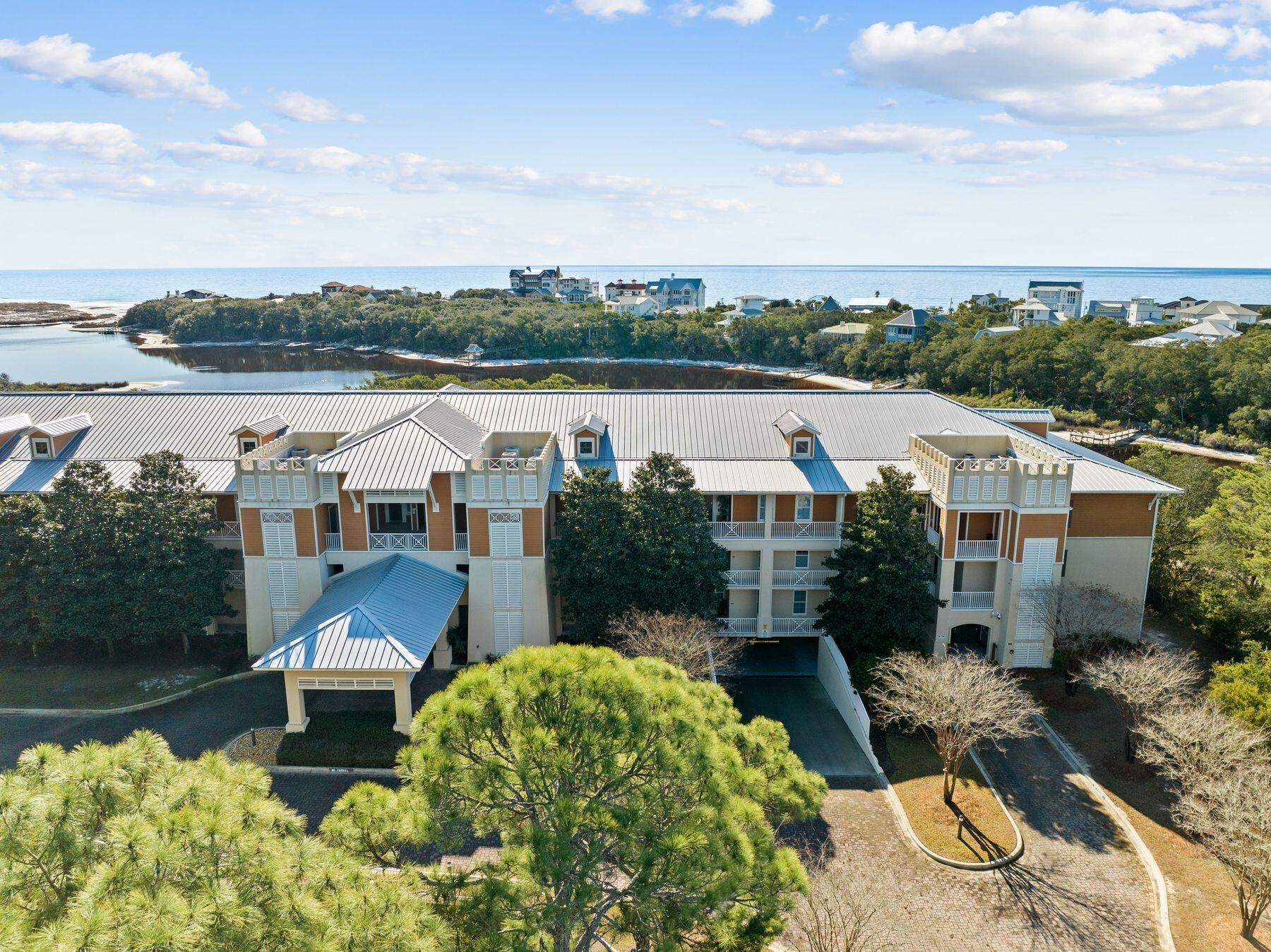 1653 W County Highway 30A, 3119