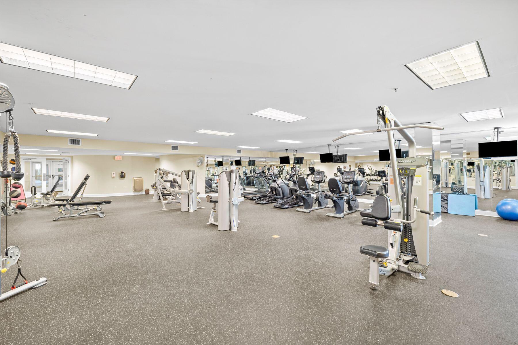 1653 W County Highway 30A, 3119