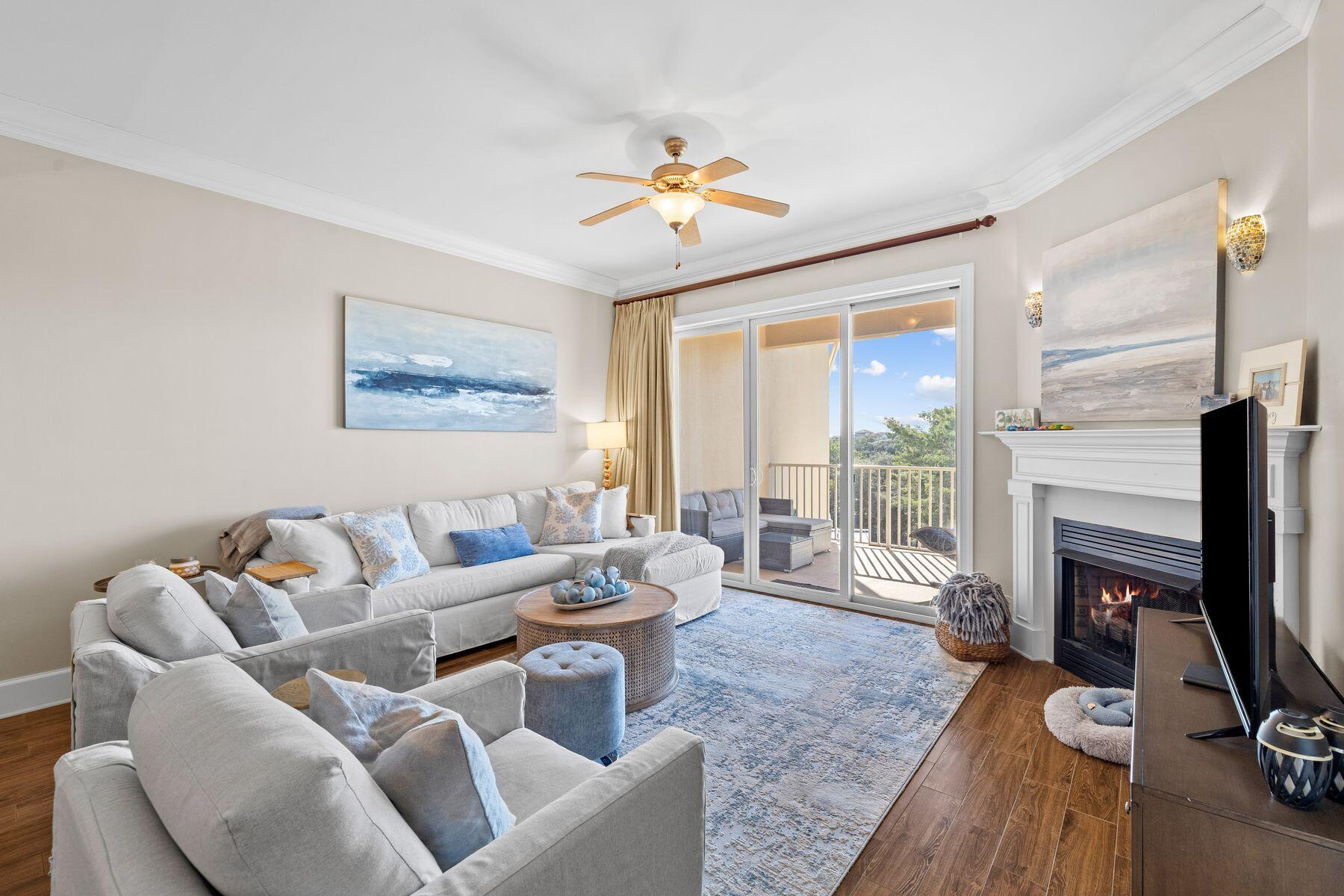 1653 W County Highway 30A, 3119