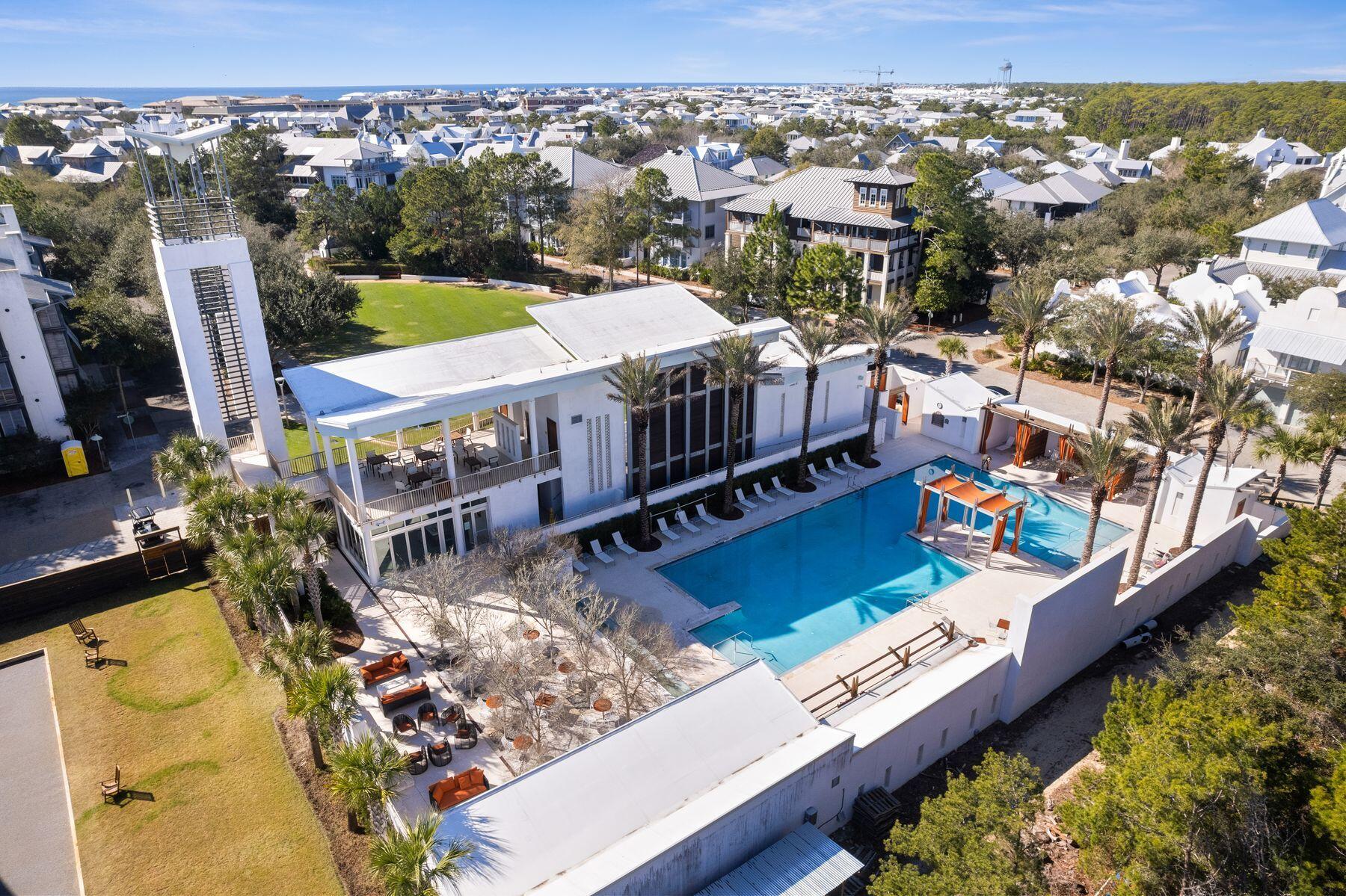 34 N Barrett Square, 2E