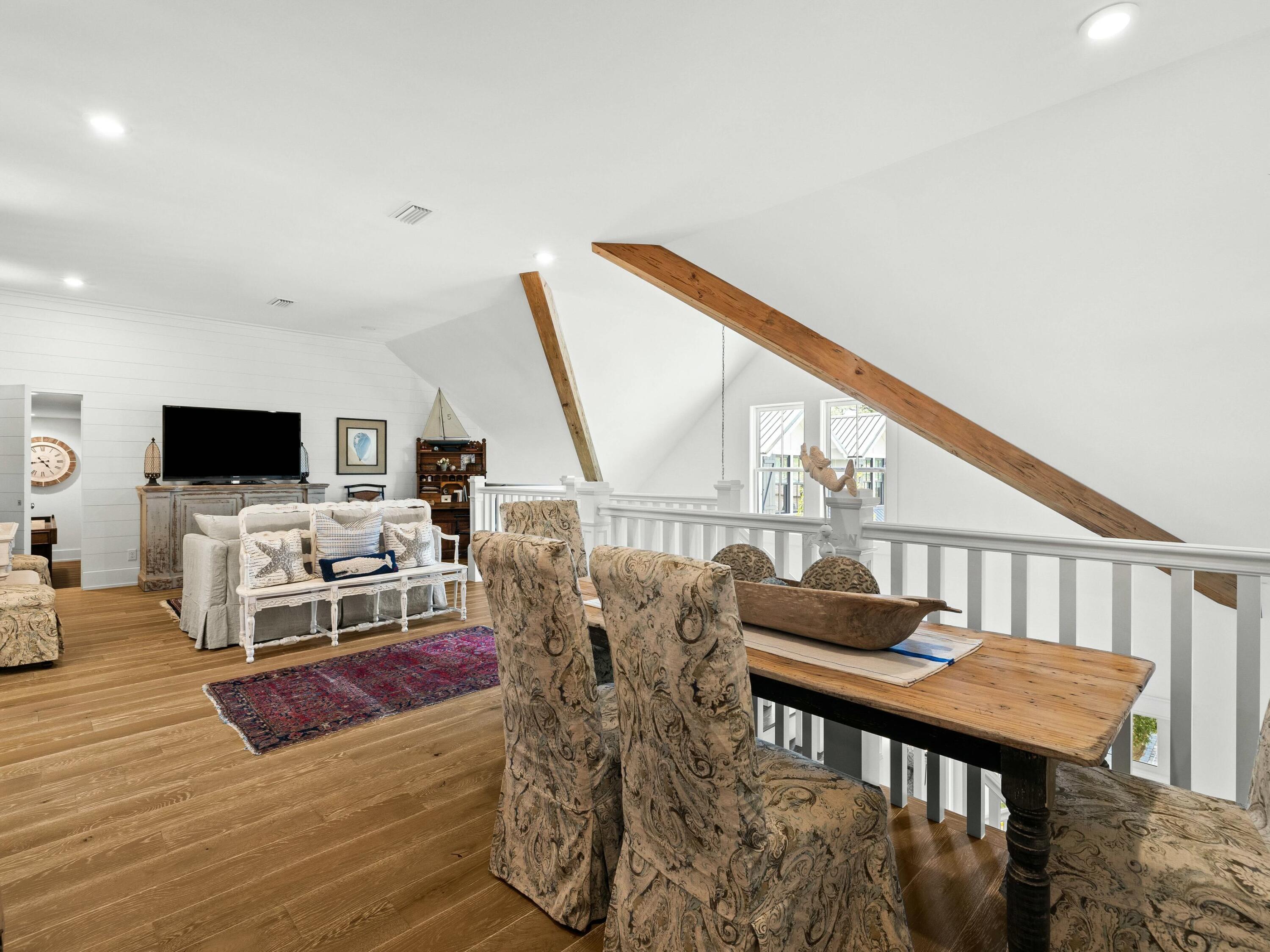 1521 Driftwood Point Road