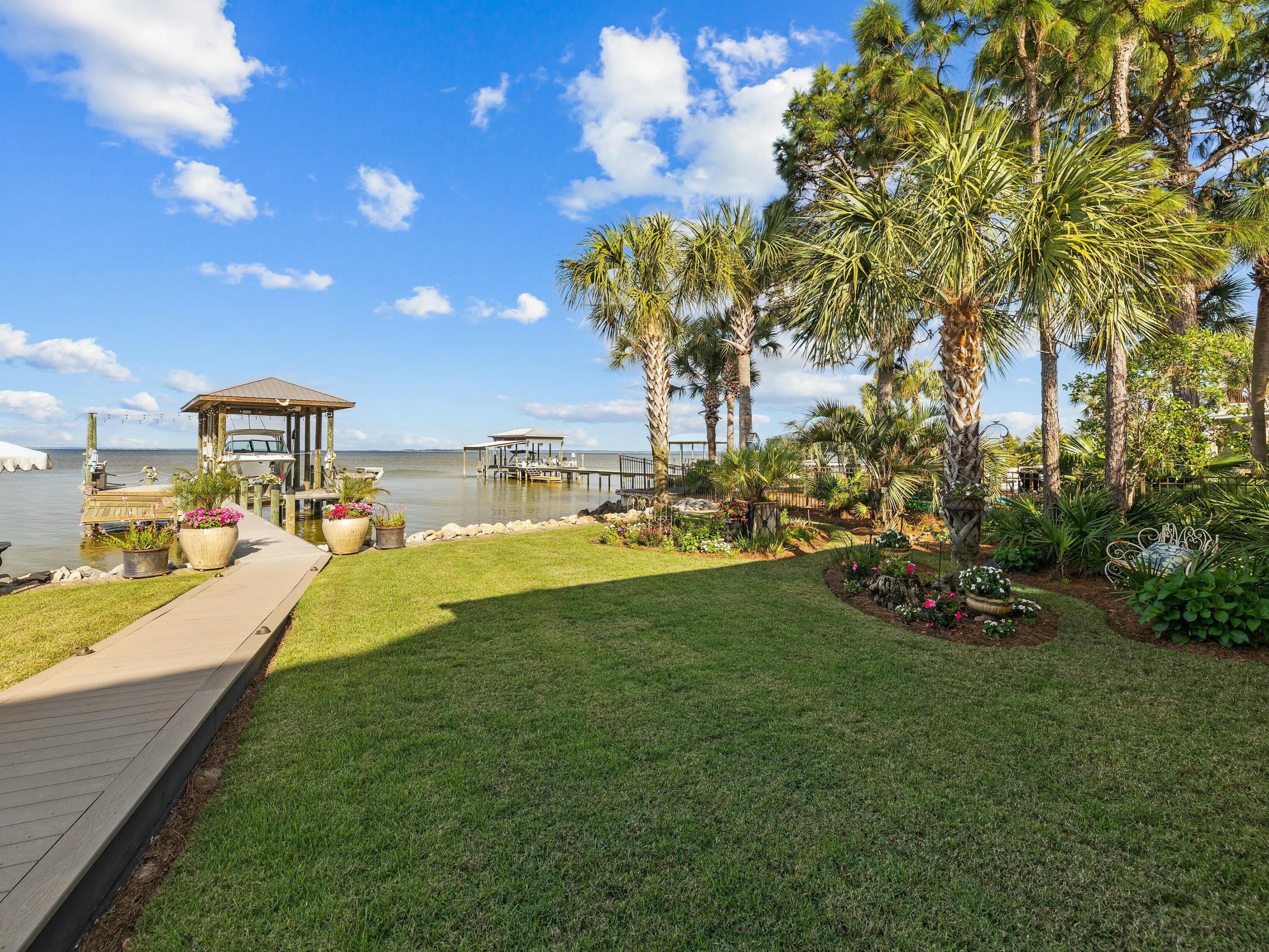 1521 Driftwood Point Road