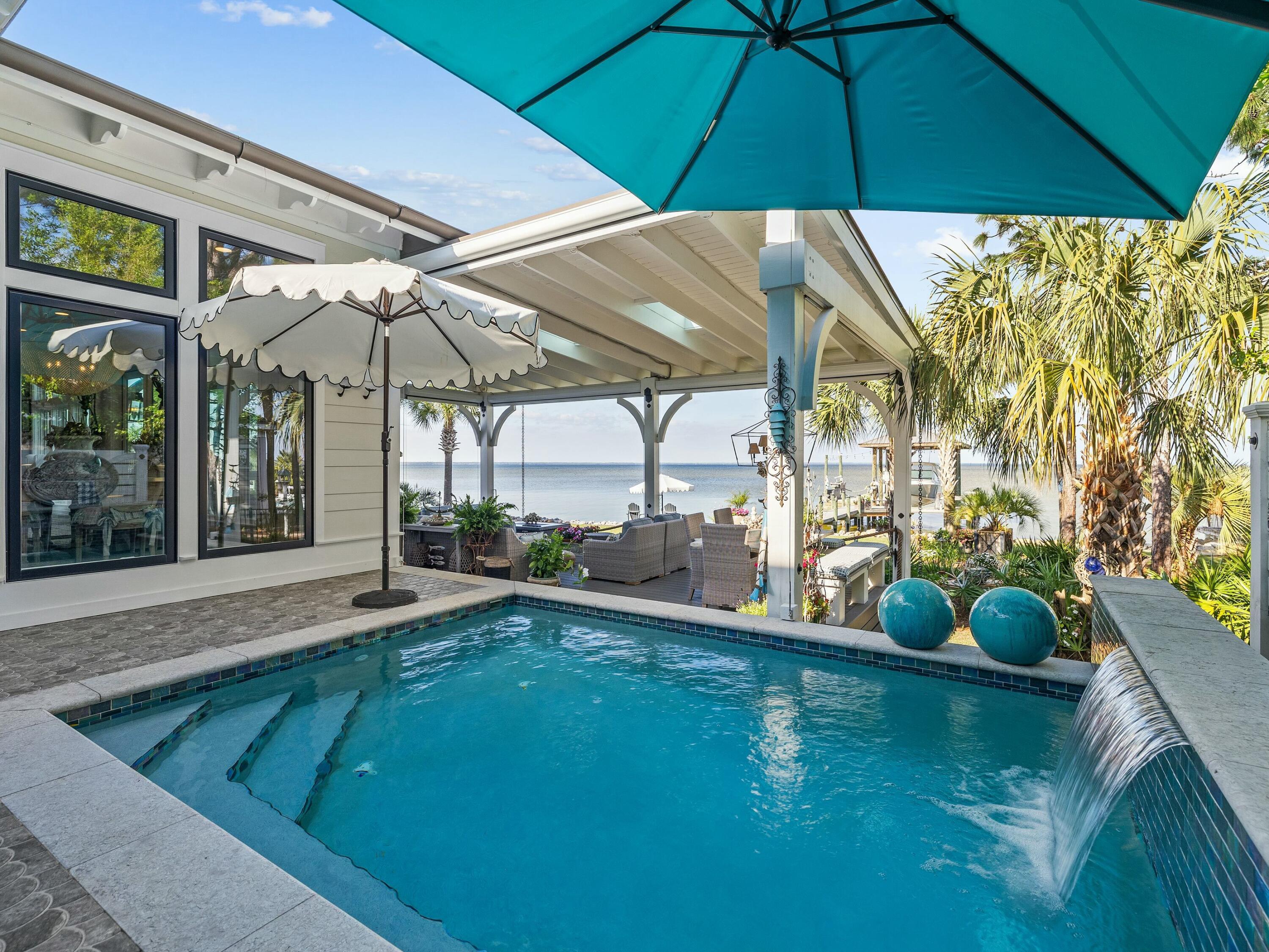 1521 Driftwood Point Road