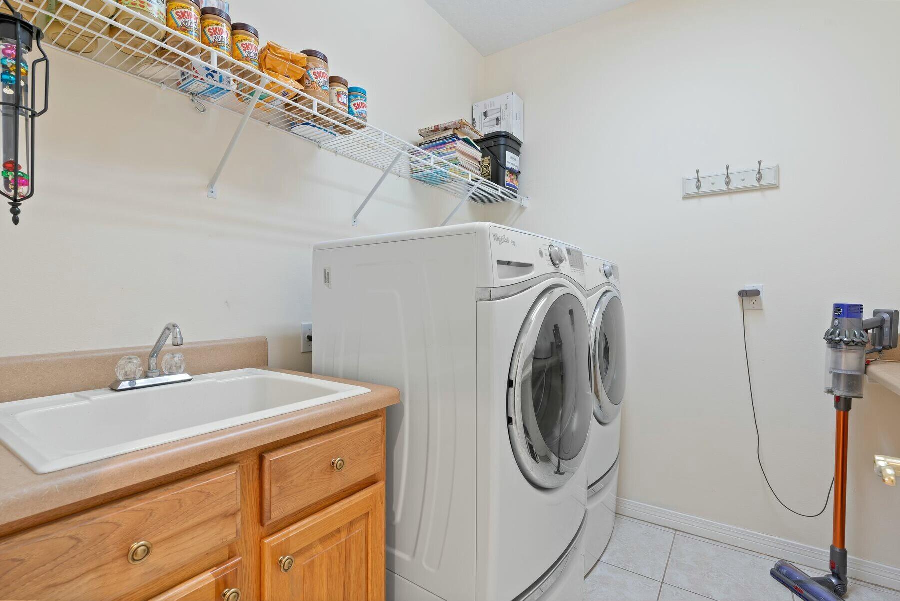 1175 Grand Pointe Drive