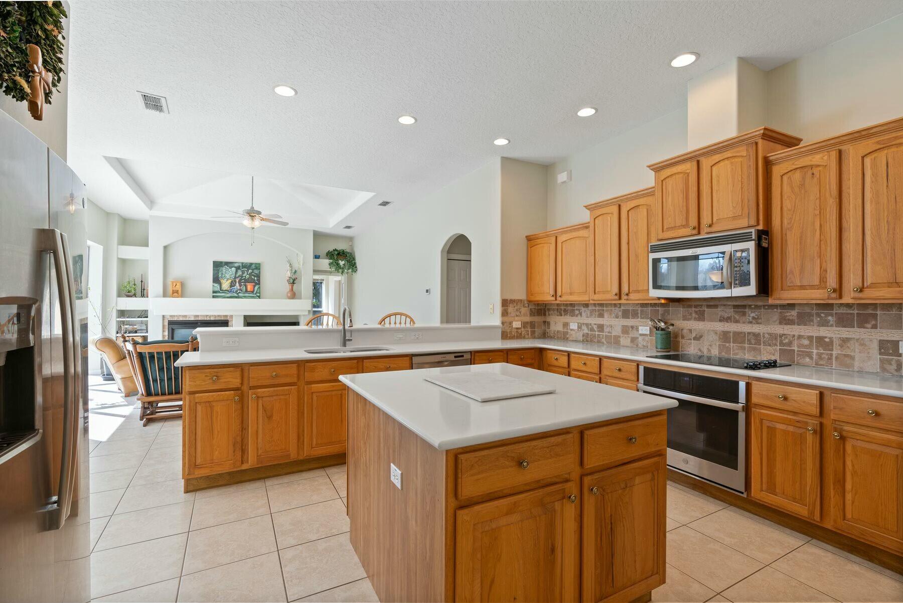 1175 Grand Pointe Drive