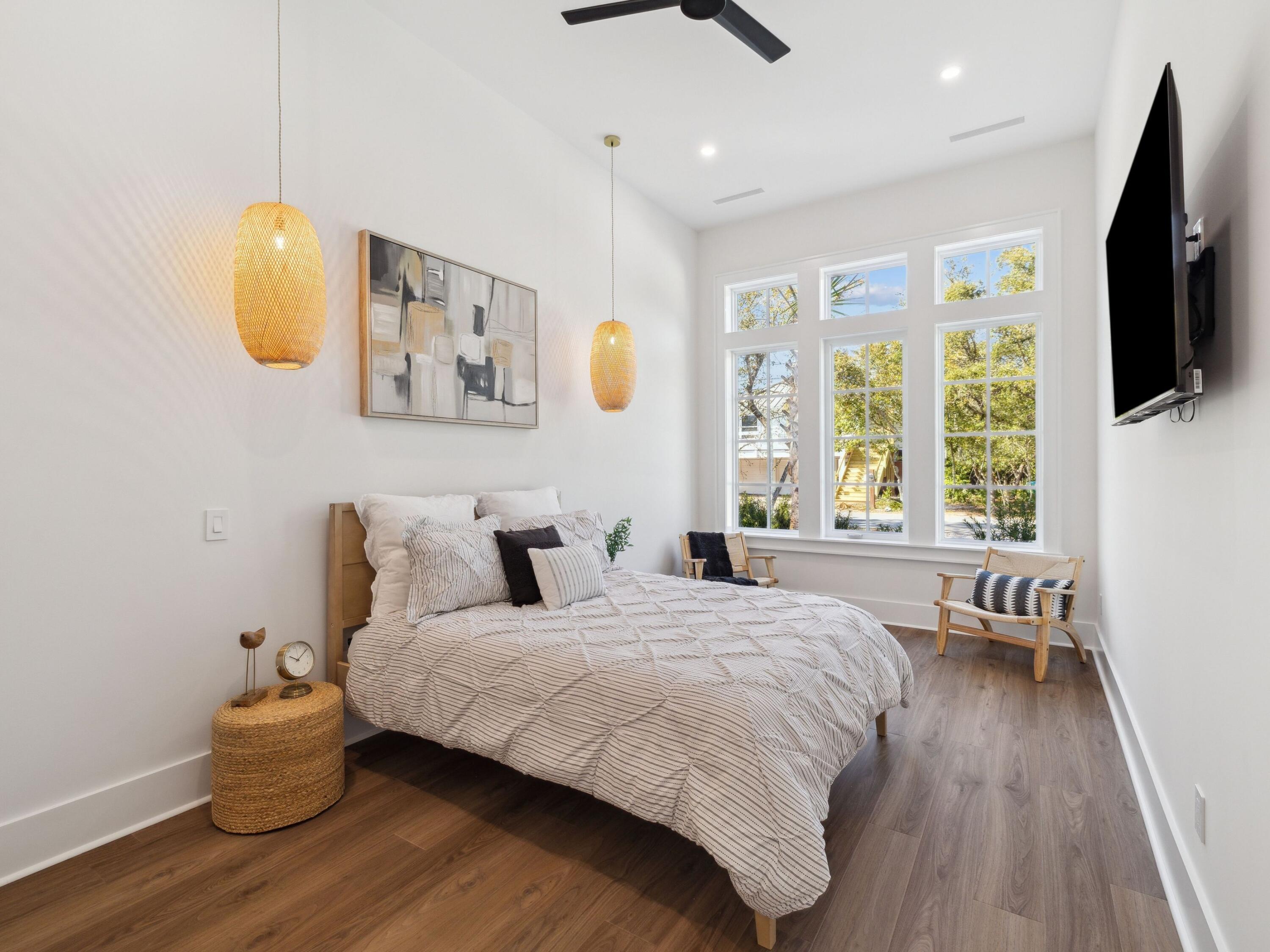 21623 Dolphin Avenue