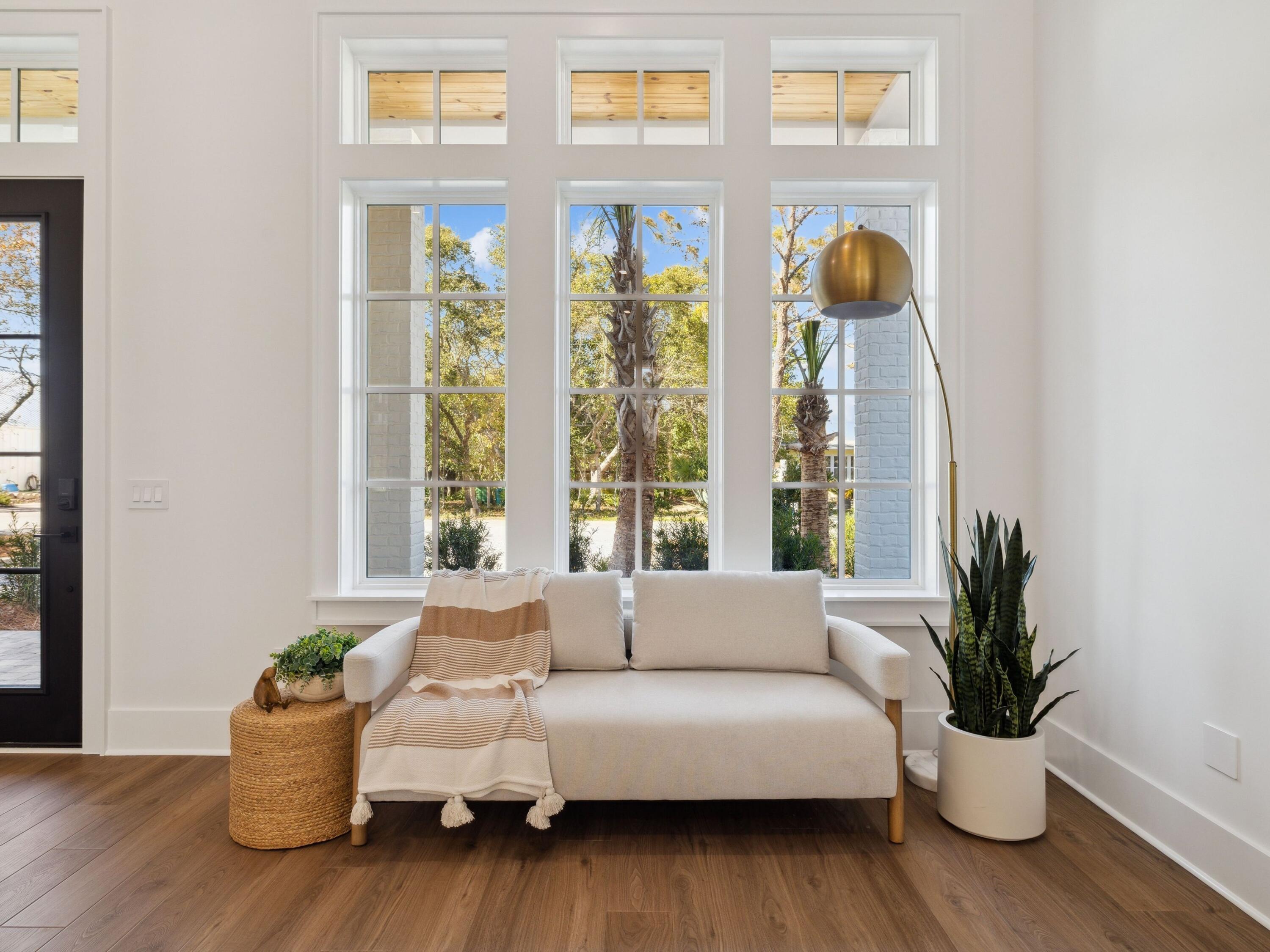 21623 Dolphin Avenue