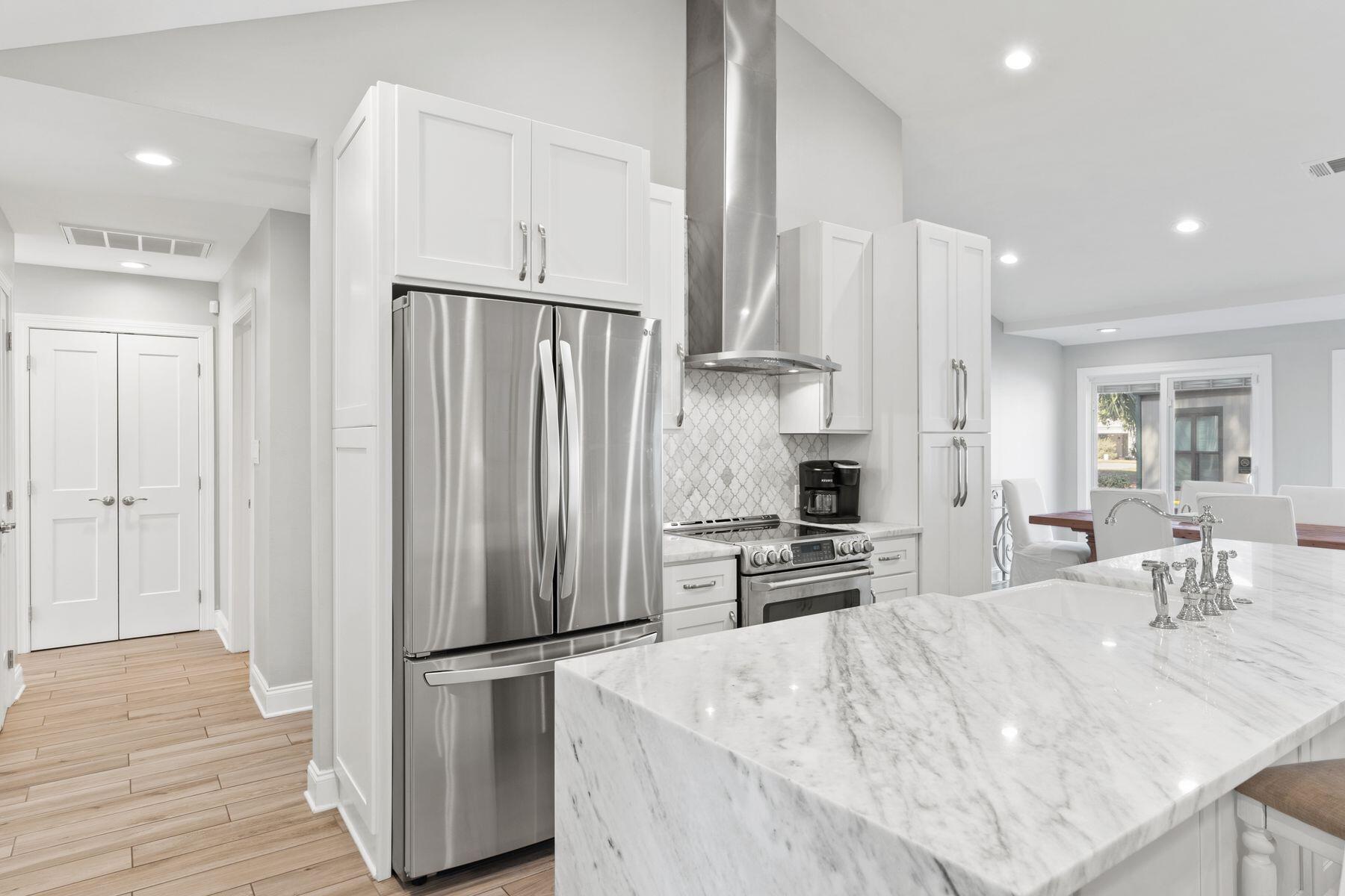 522 Augusta Way, 11006