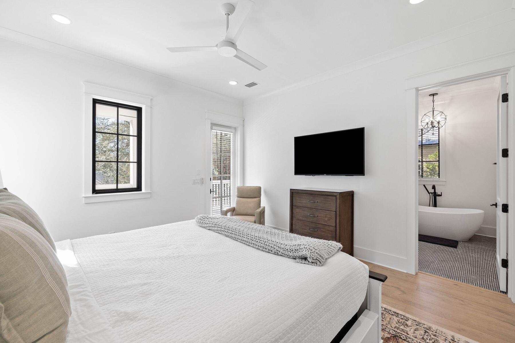 42 Grande Pointe Circle