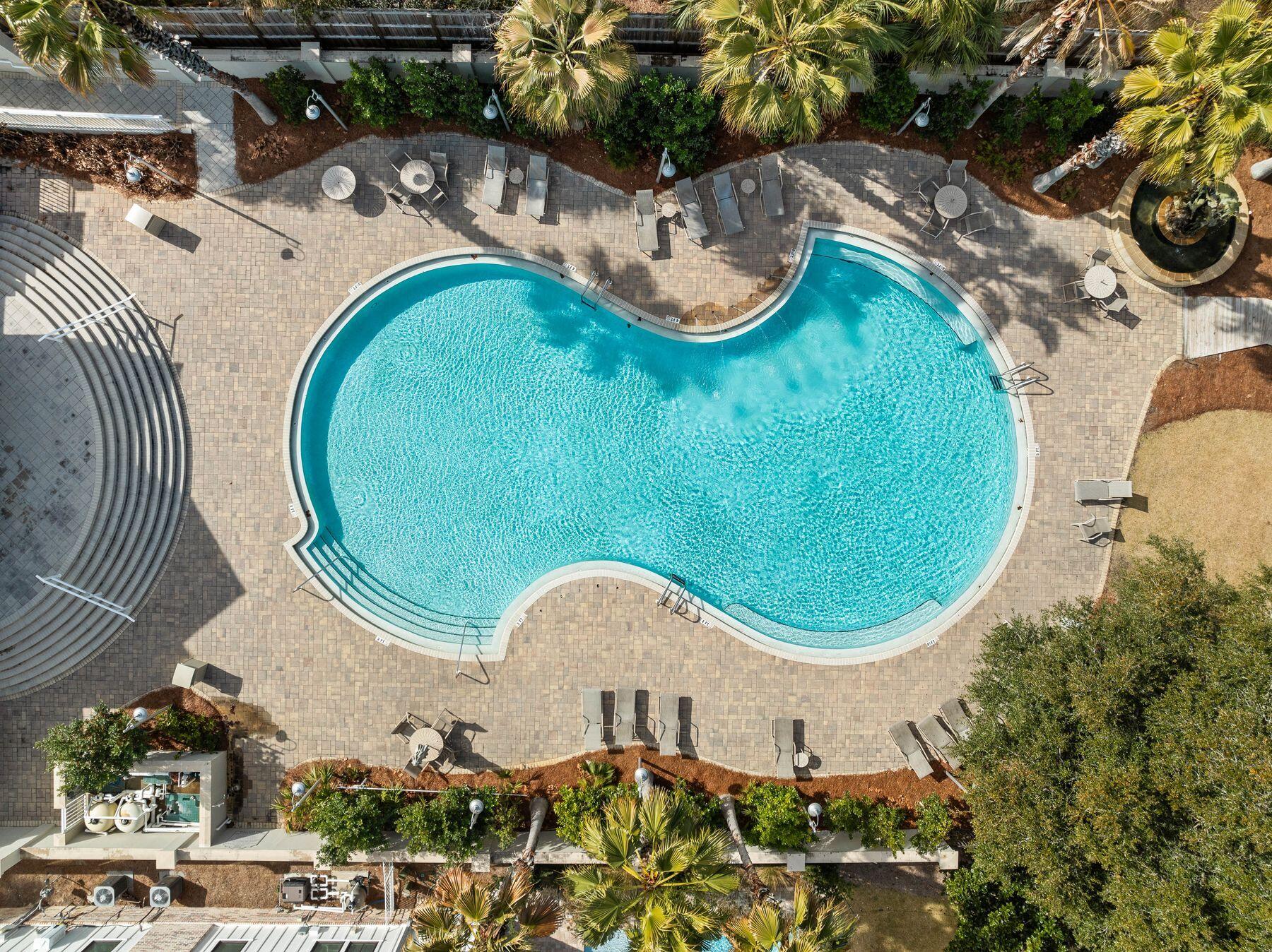 42 Grande Pointe Circle