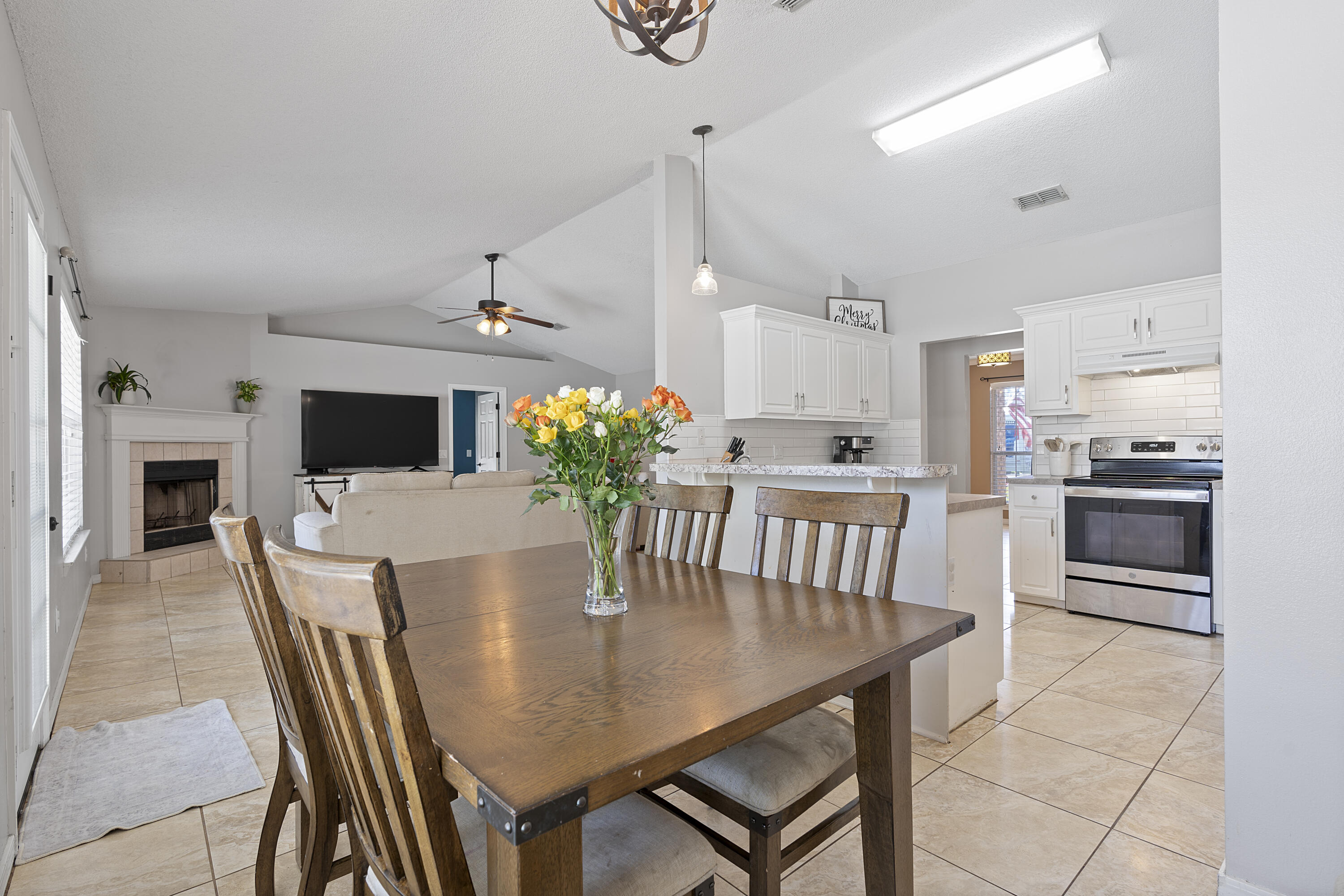 2087 Alfred Boulevard