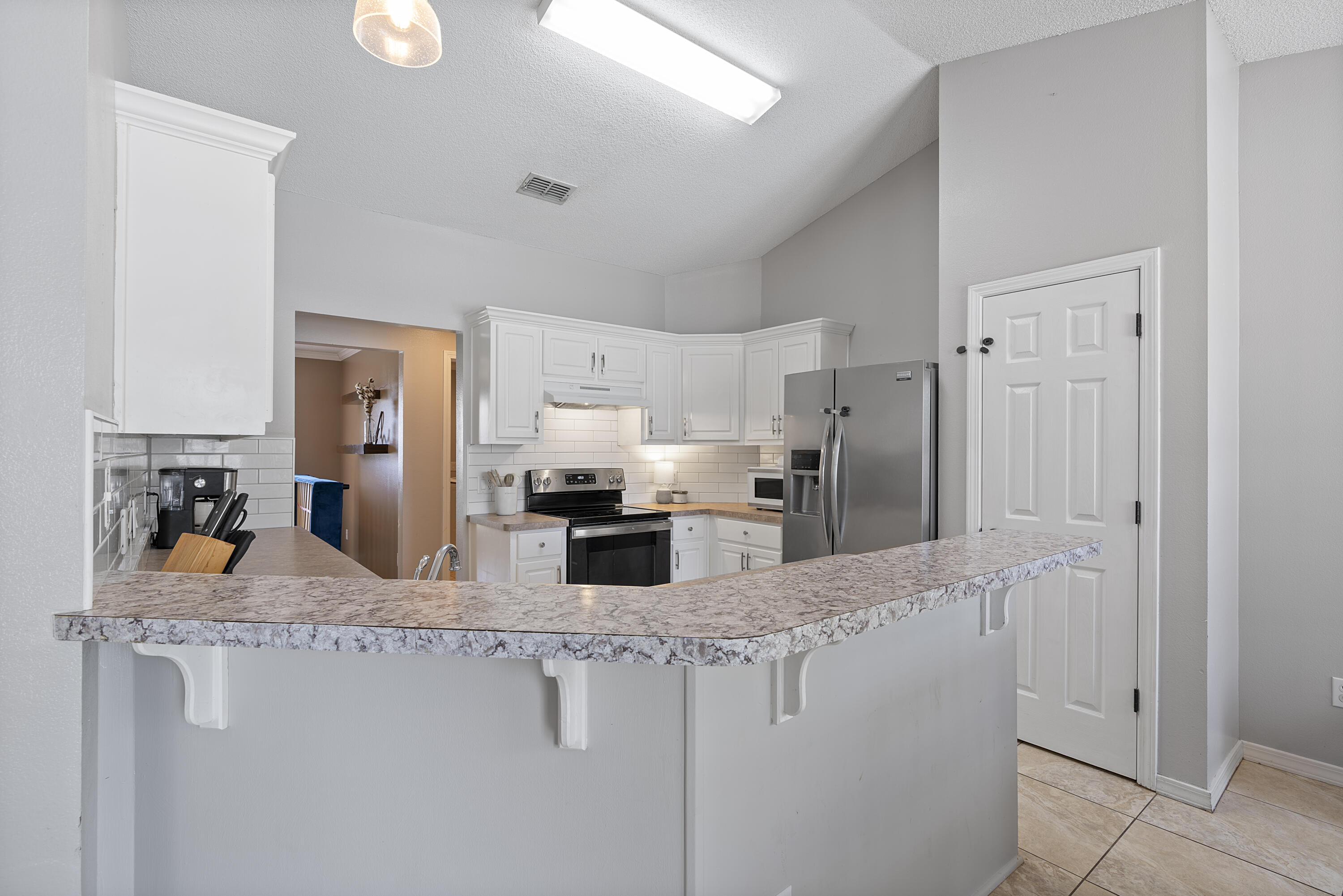 2087 Alfred Boulevard