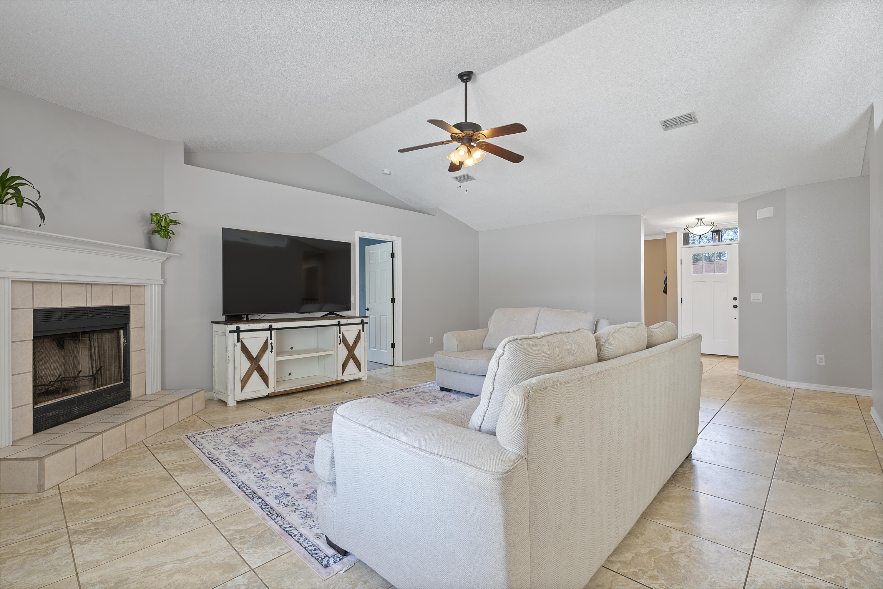 2087 Alfred Boulevard