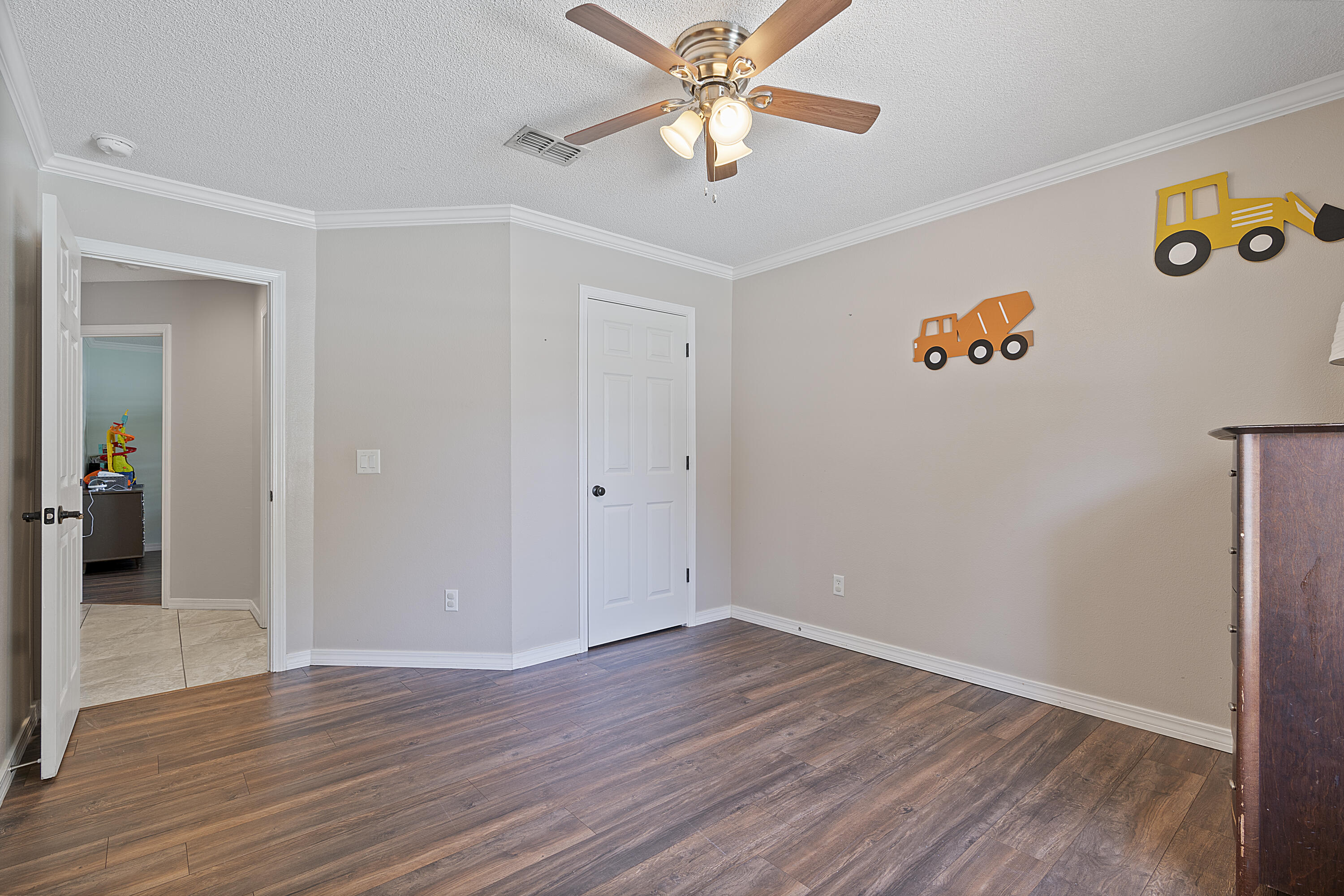 2087 Alfred Boulevard