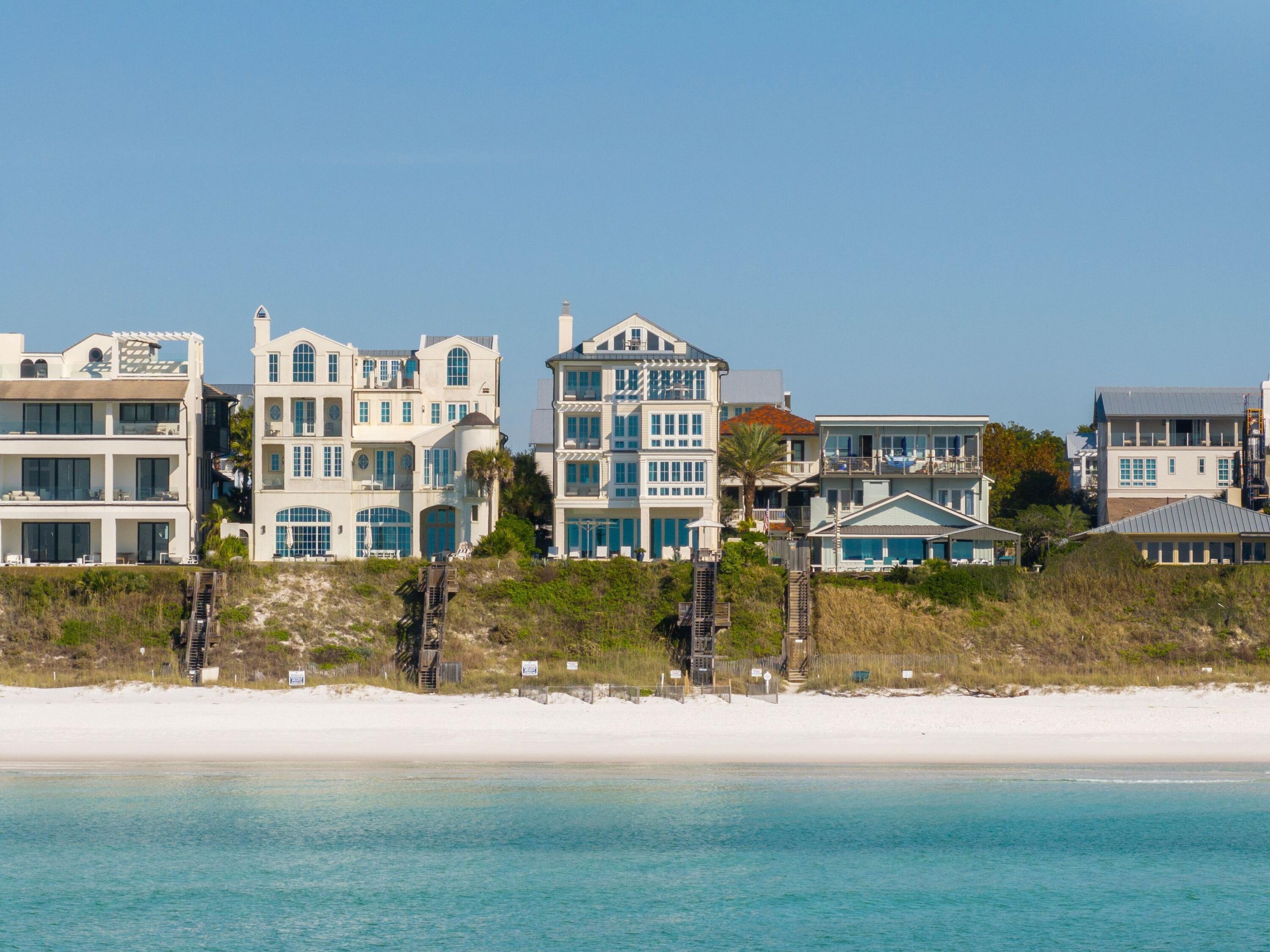 2520 E County Highway 30A