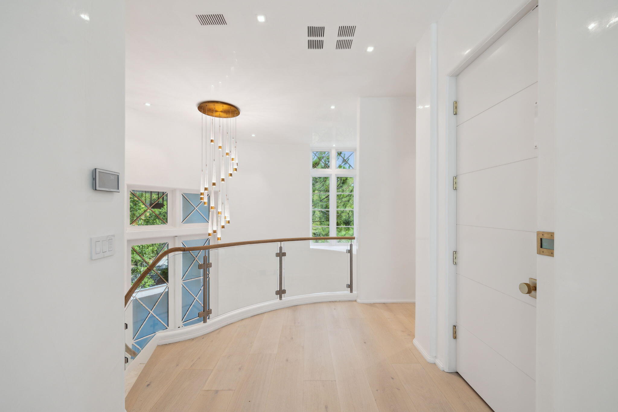 22 E Bermuda Drive
