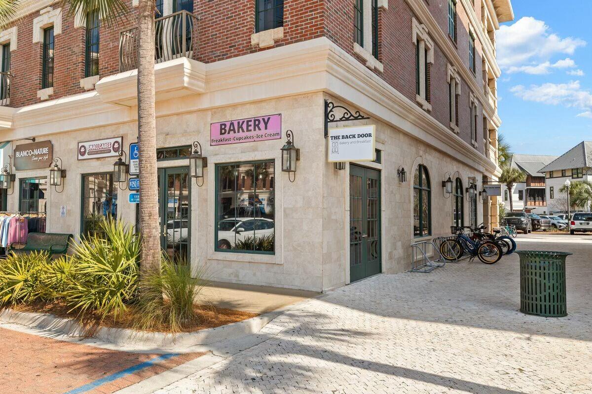 10343 E County Hwy 30A, C112