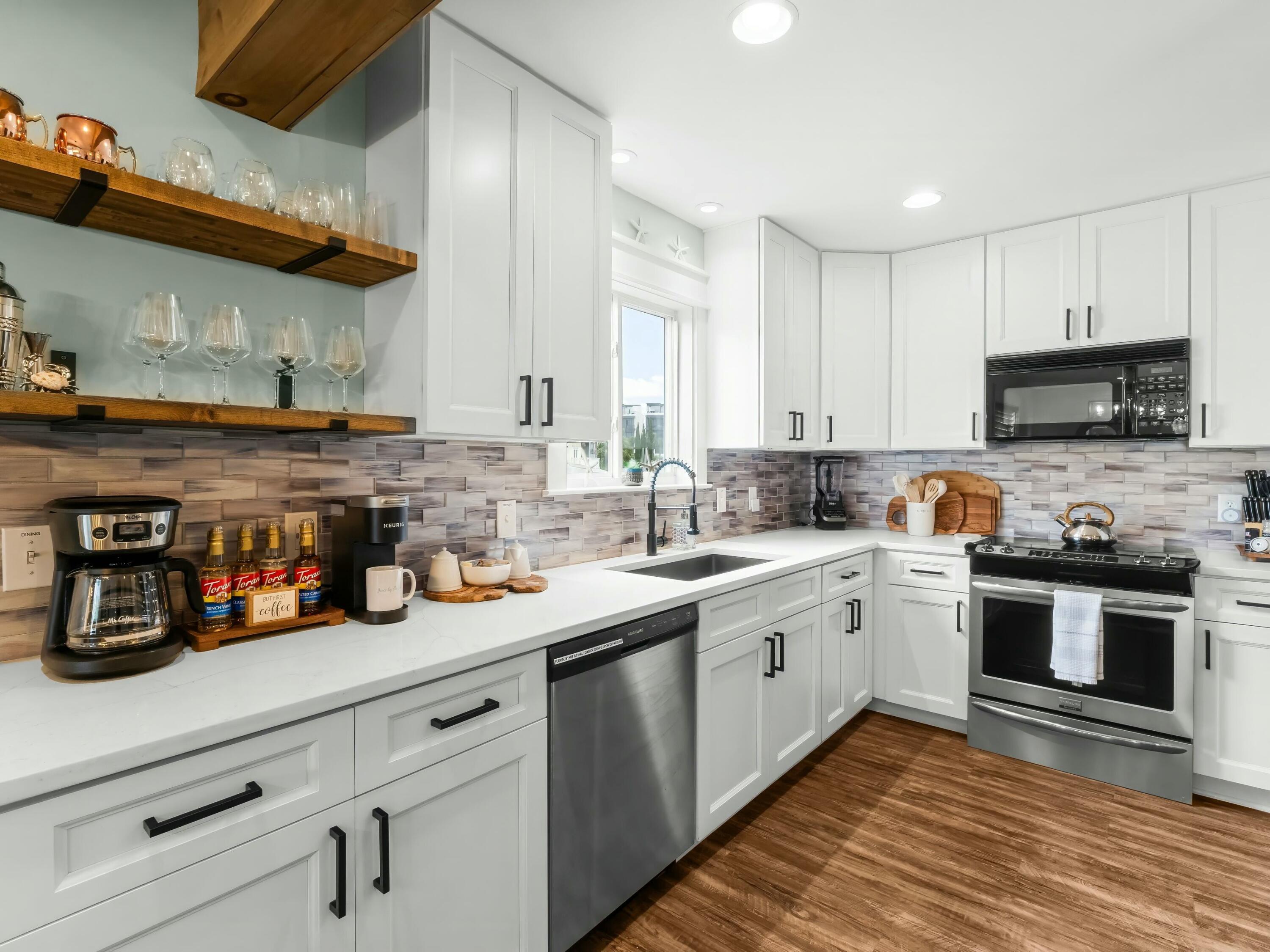 229 Blue Mountain Road, 103