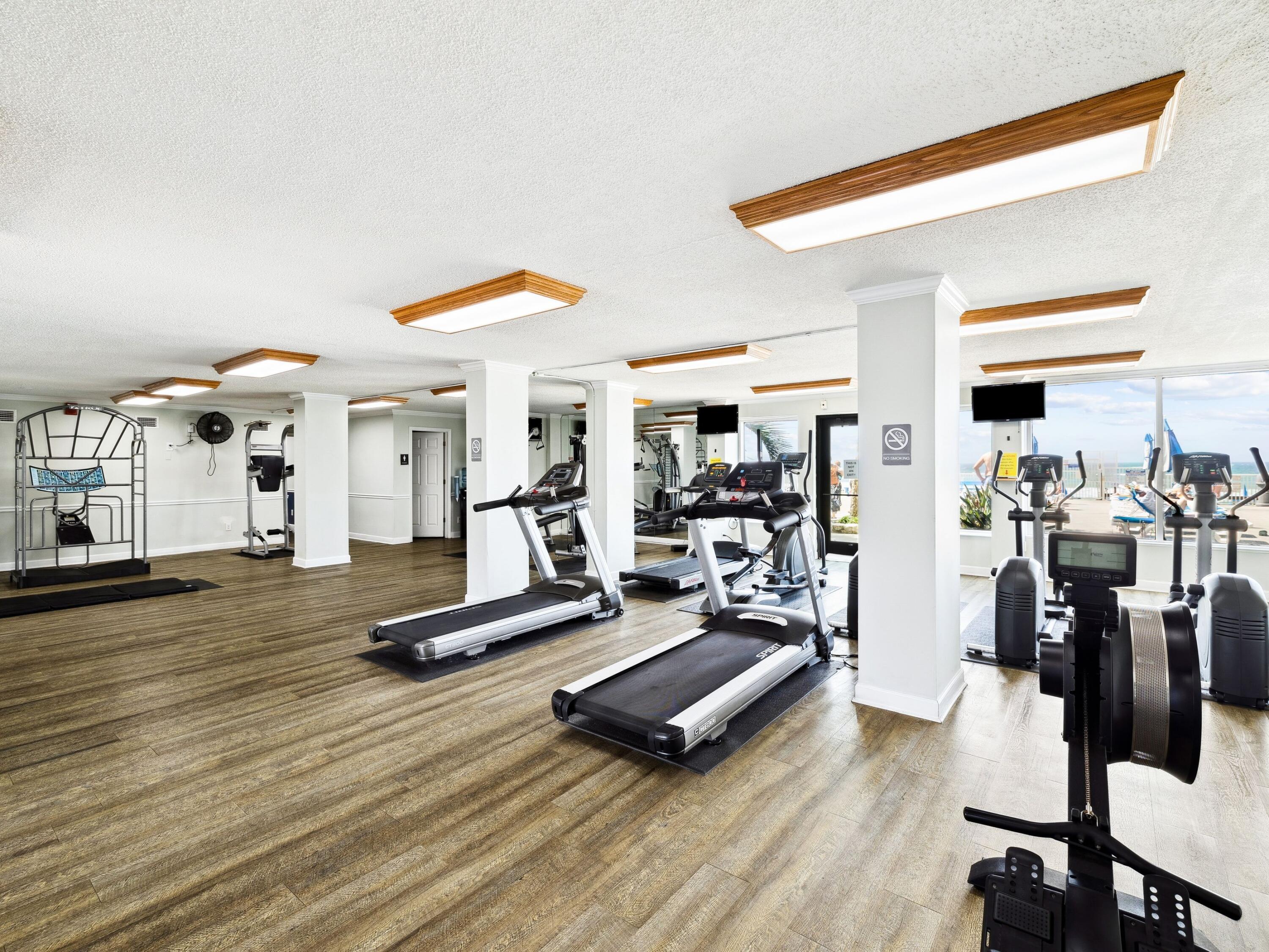 5801 Thomas Drive, 415