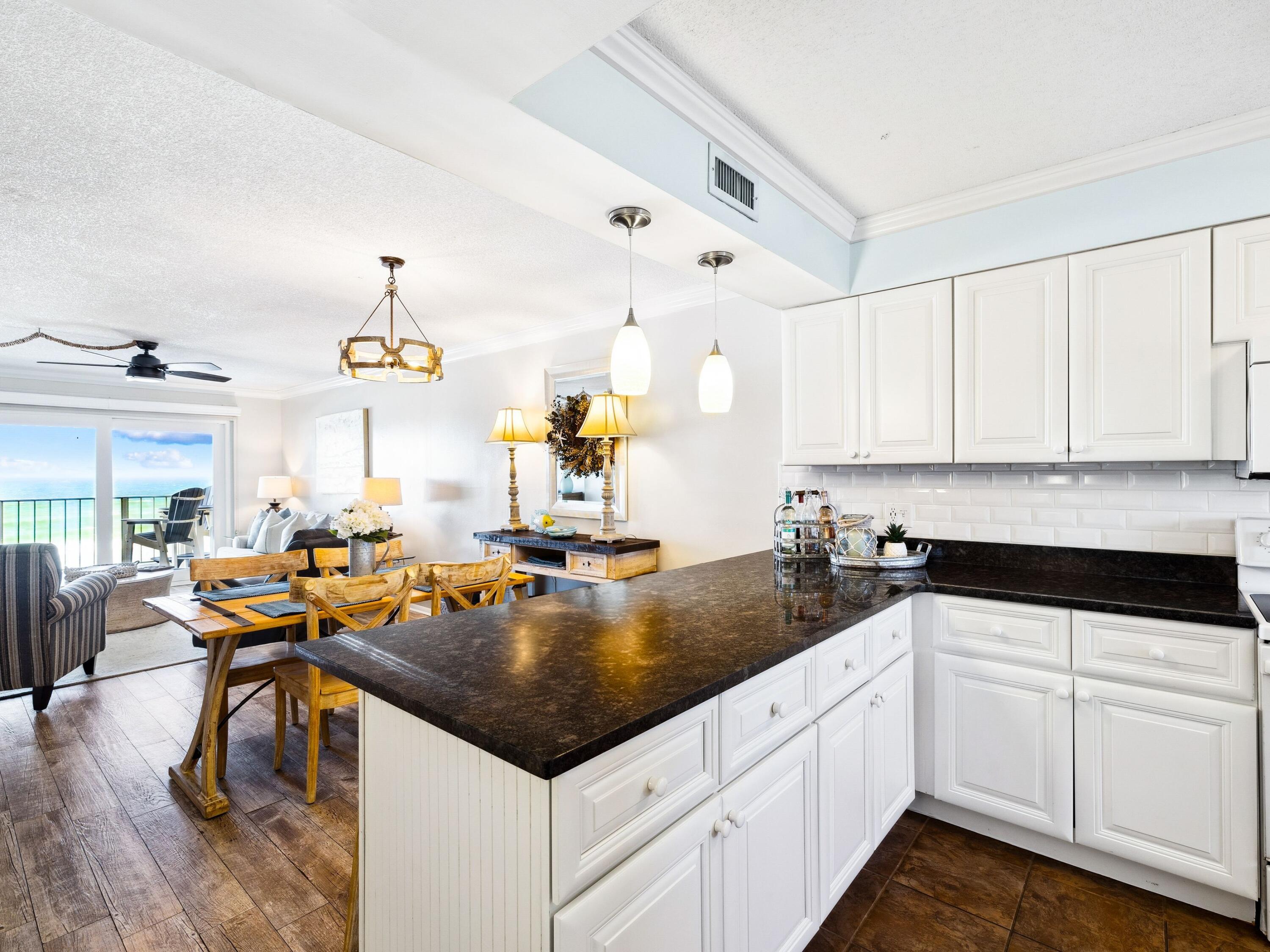 5801 Thomas Drive, 415