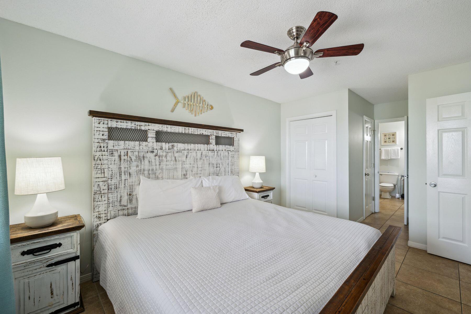 462 Abalone Court, UNIT 202