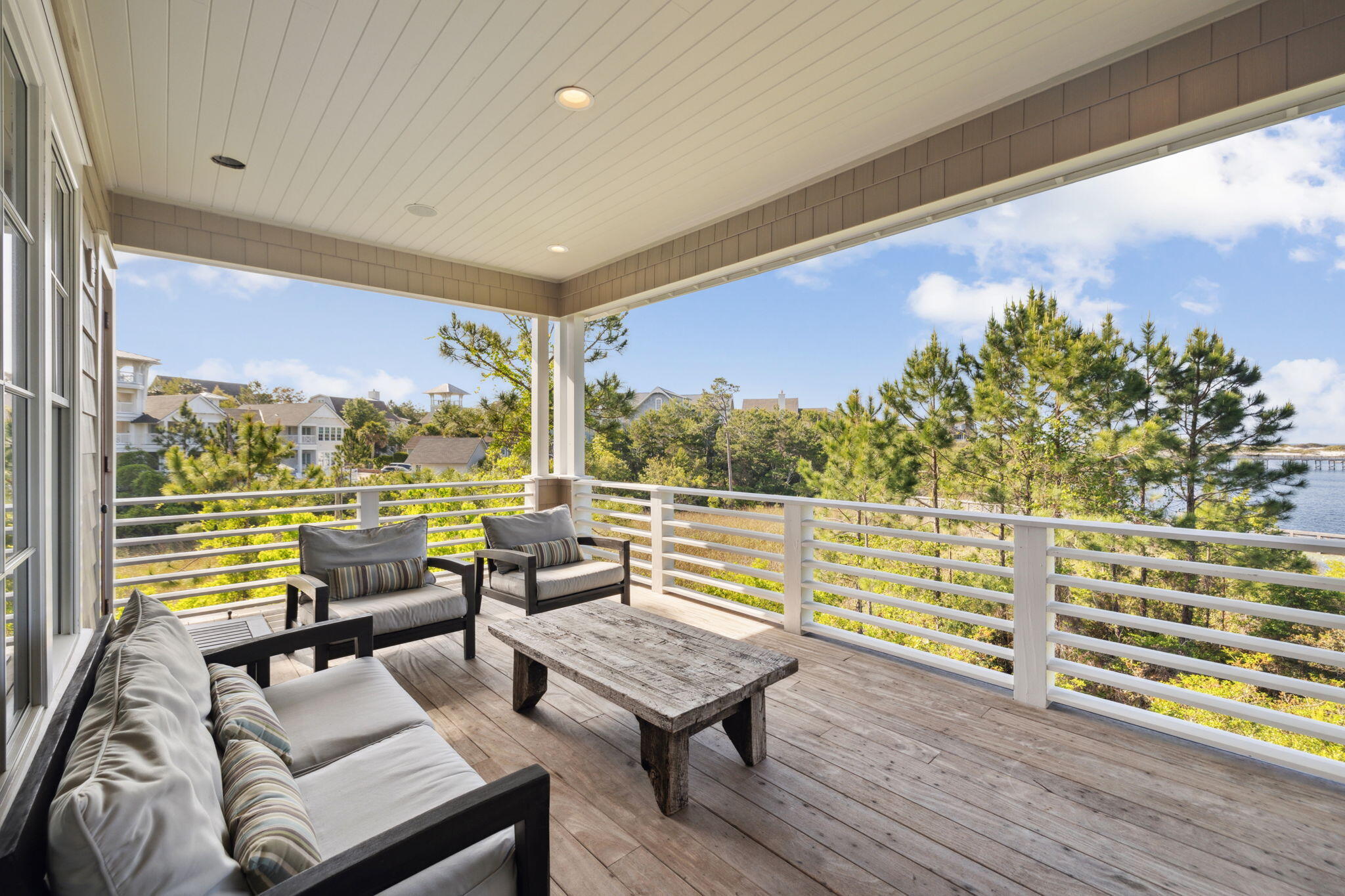 68 Creek Bridge Way