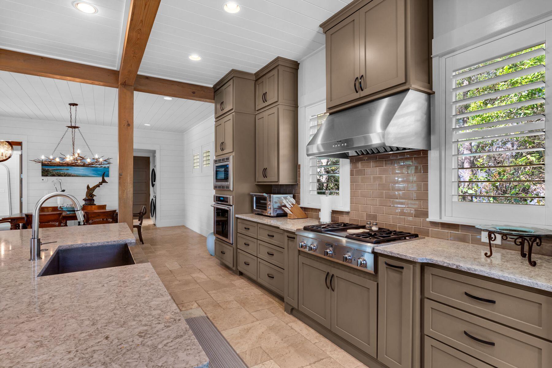 94 Walton Buena Vista Drive