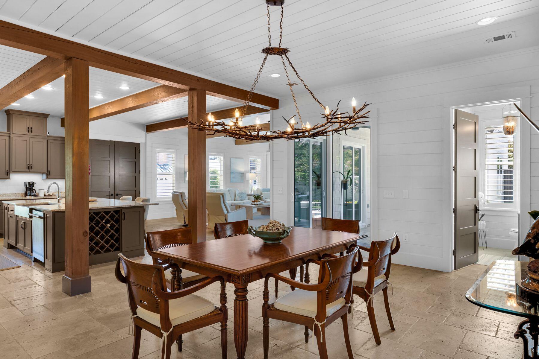 94 Walton Buena Vista Drive