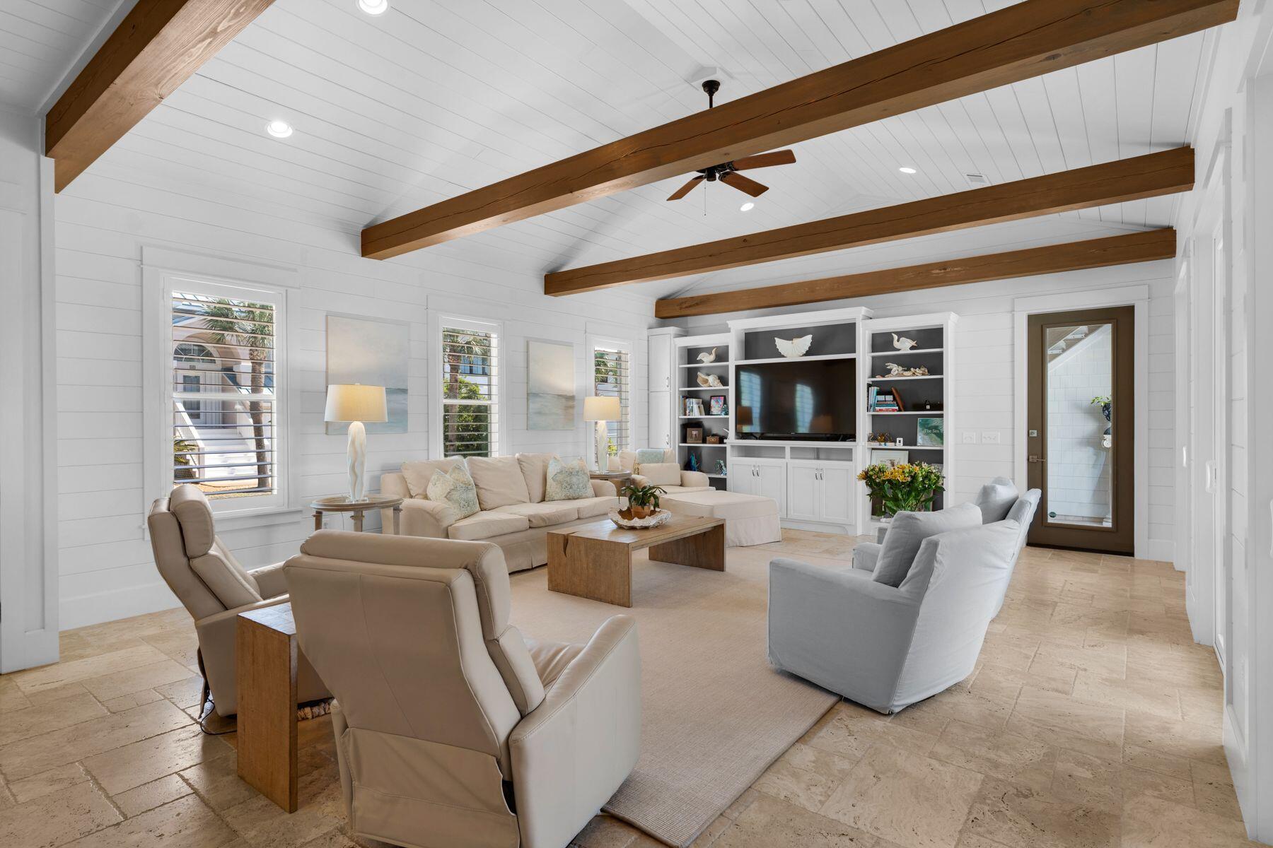 94 Walton Buena Vista Drive