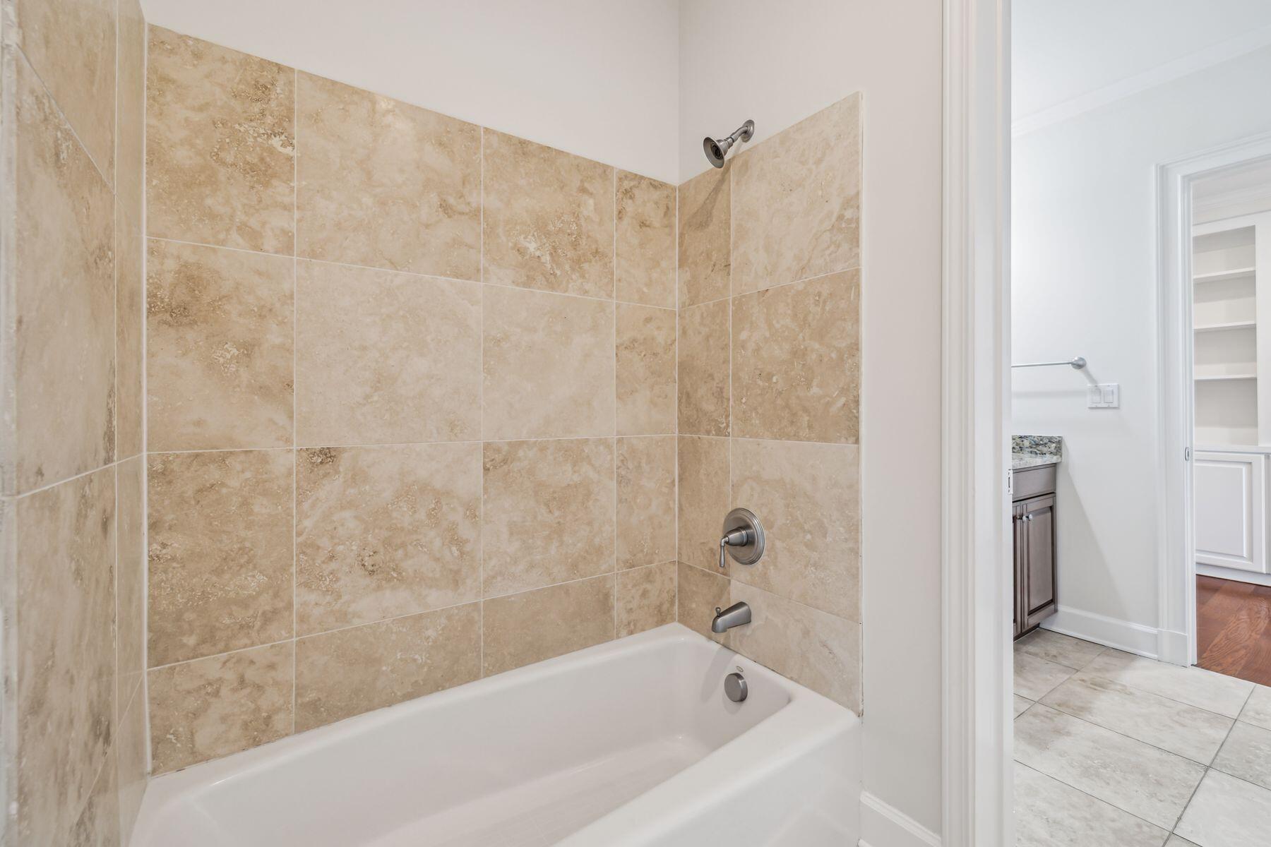 408 Kelly Plantation Drive, 910