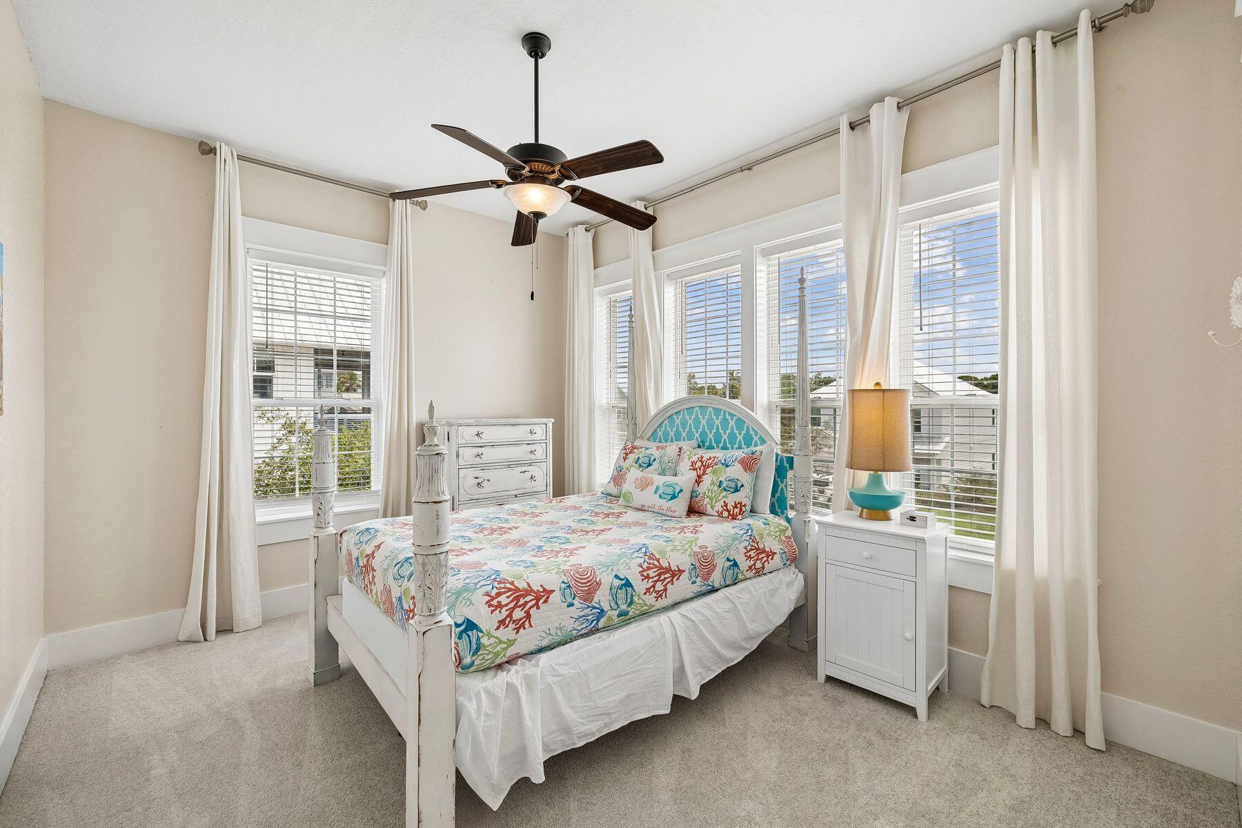 51 N Grande Pointe Drive