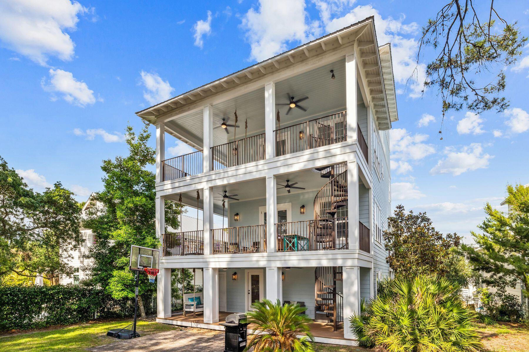 51 N Grande Pointe Drive