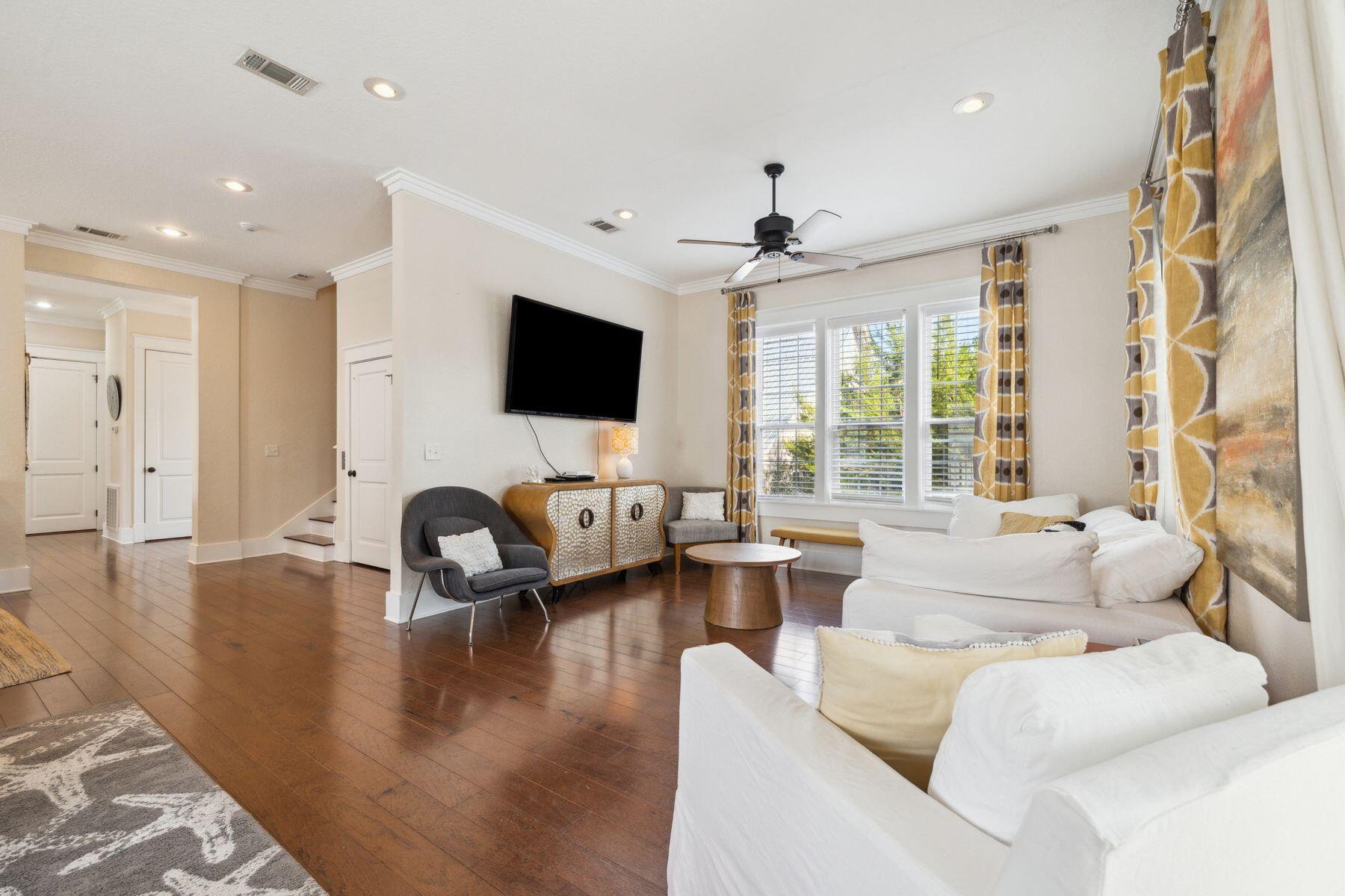 51 N Grande Pointe Drive