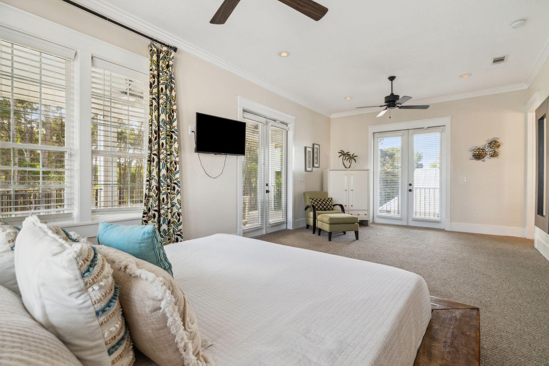 51 N Grande Pointe Drive