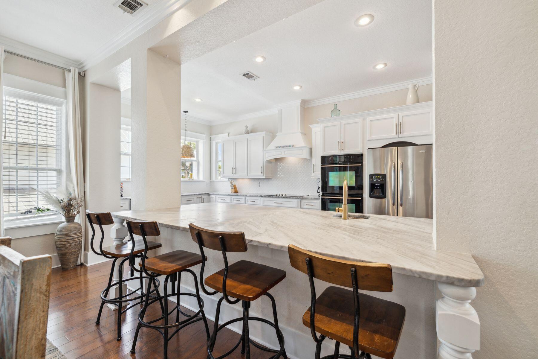 51 N Grande Pointe Drive