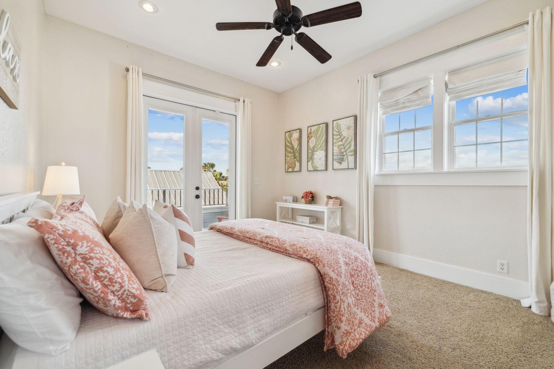 51 N Grande Pointe Drive