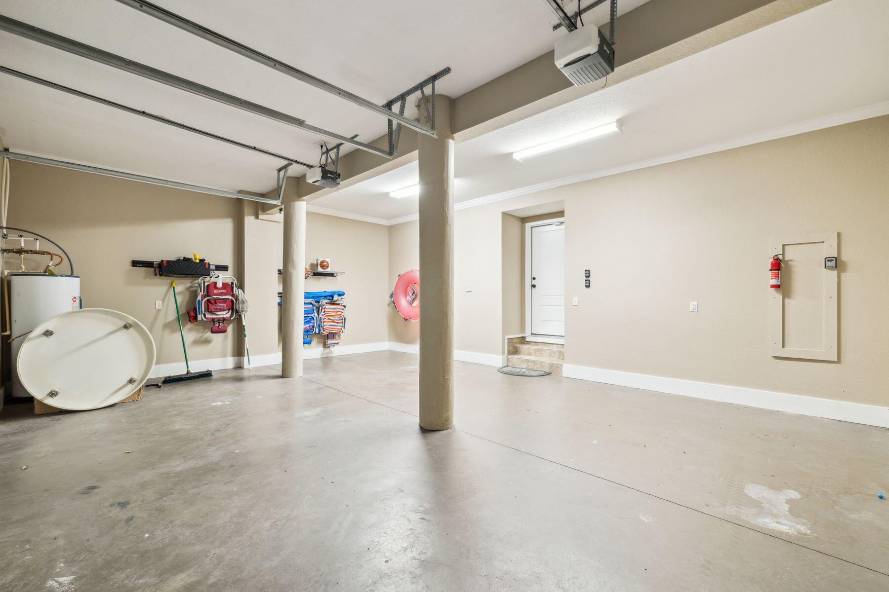 51 N Grande Pointe Drive