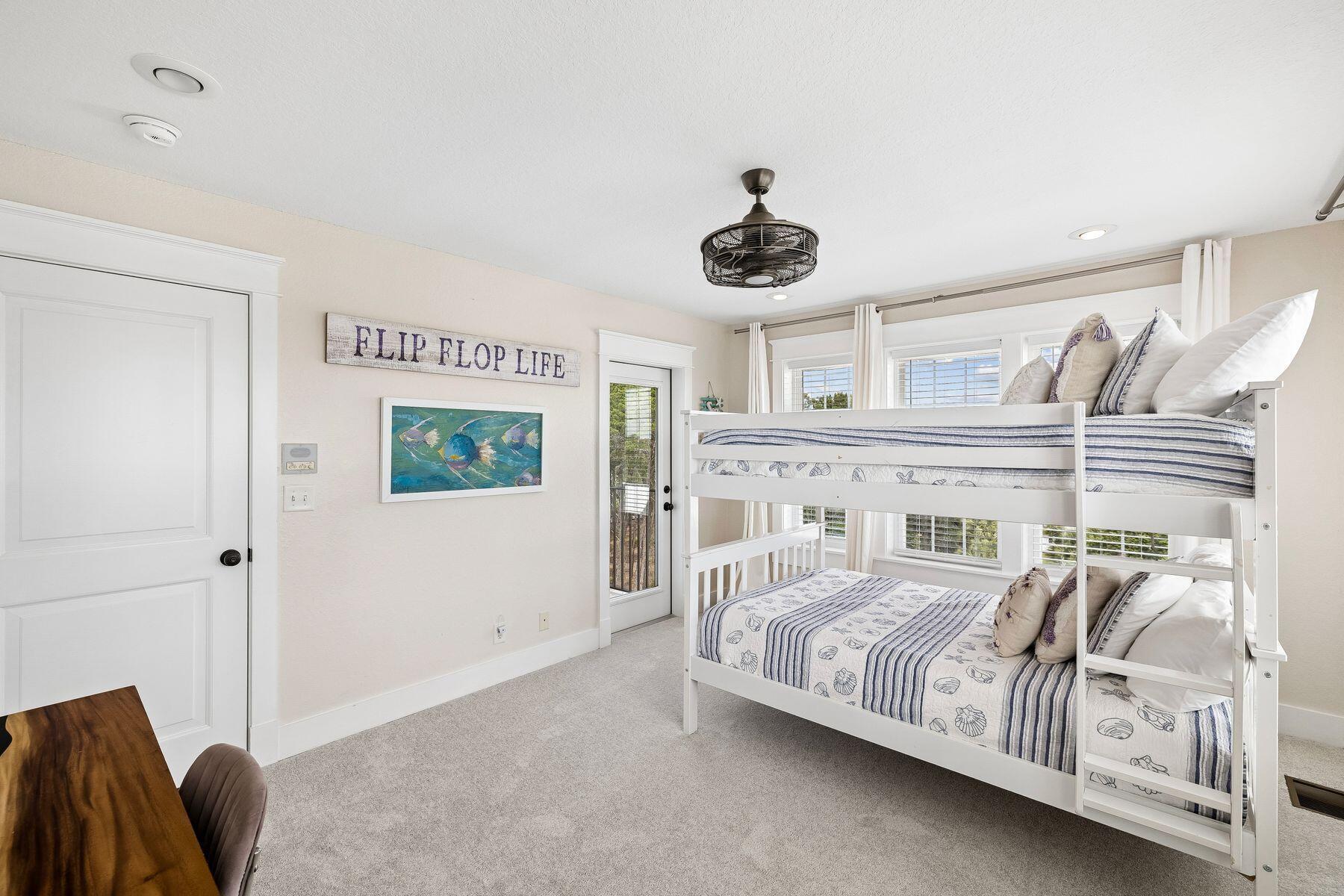 51 N Grande Pointe Drive